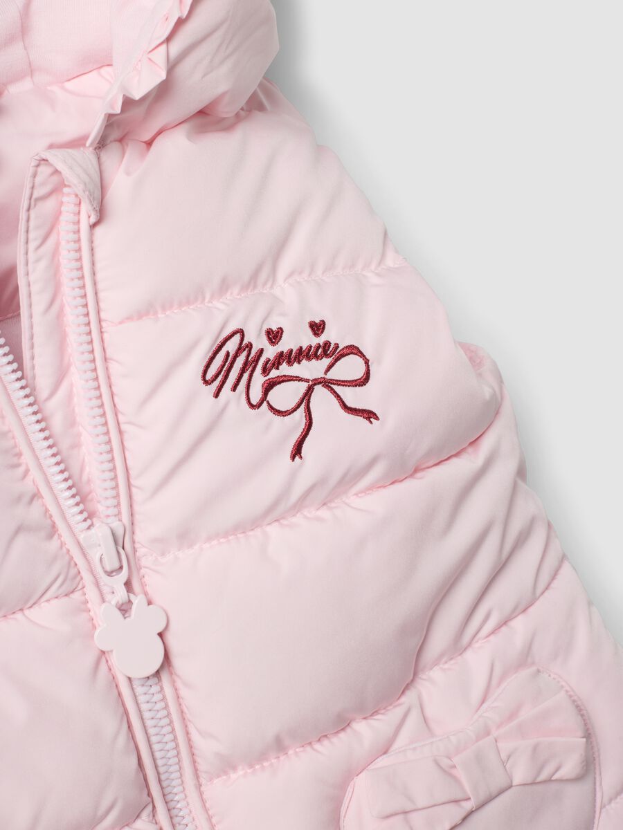 Gilet imbottito rosa con cappuccio e tasche a cuore e ricamo Minnie_3
