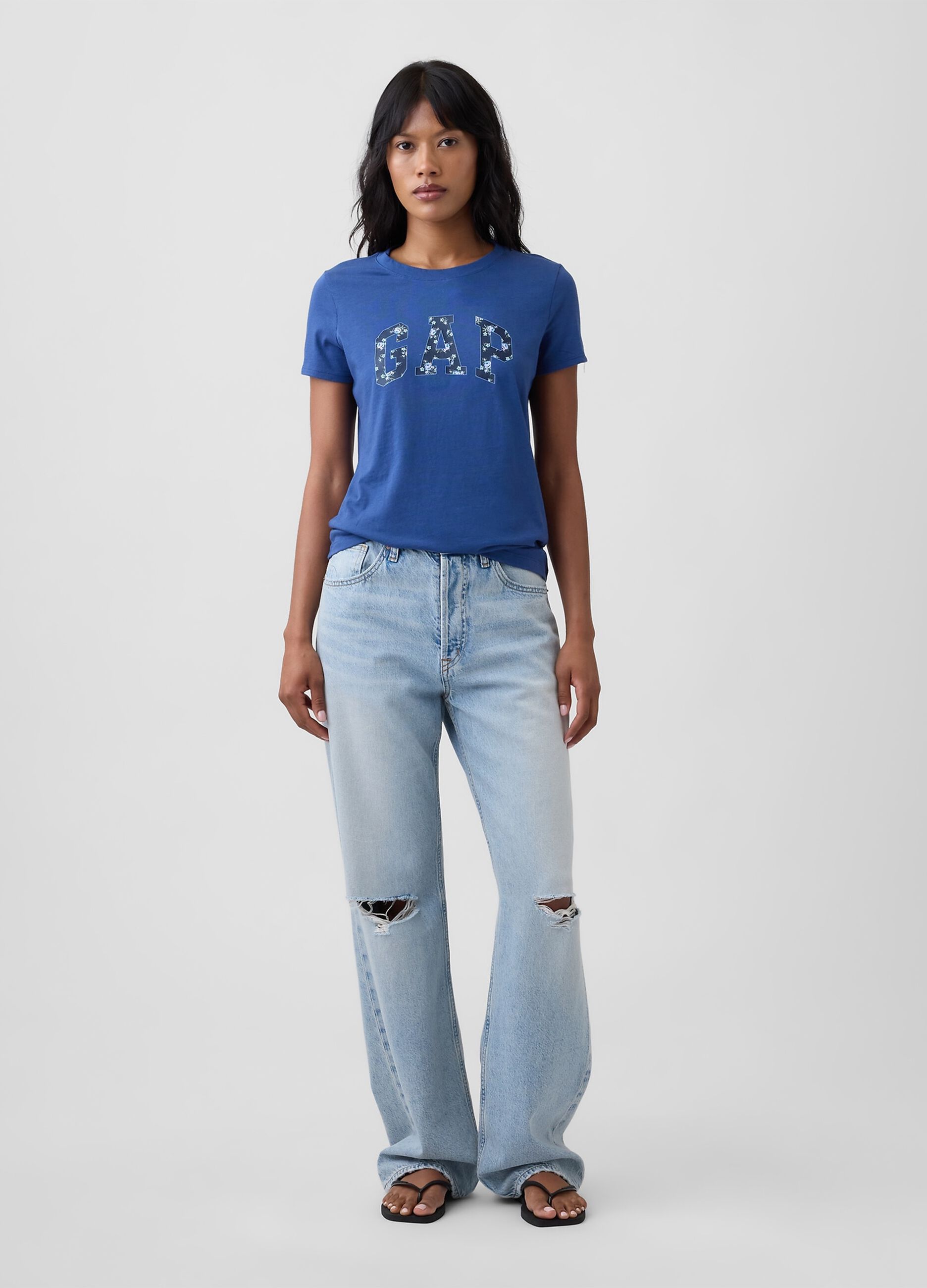 Navy pure cotton T-shirt with floral GAP logo