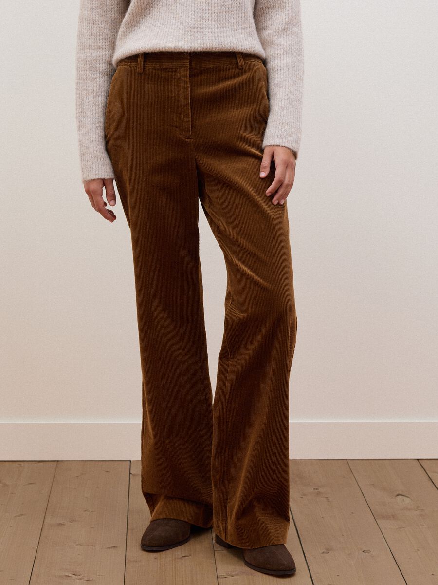 Brown flared ribbed stretch-cotton trousers_1