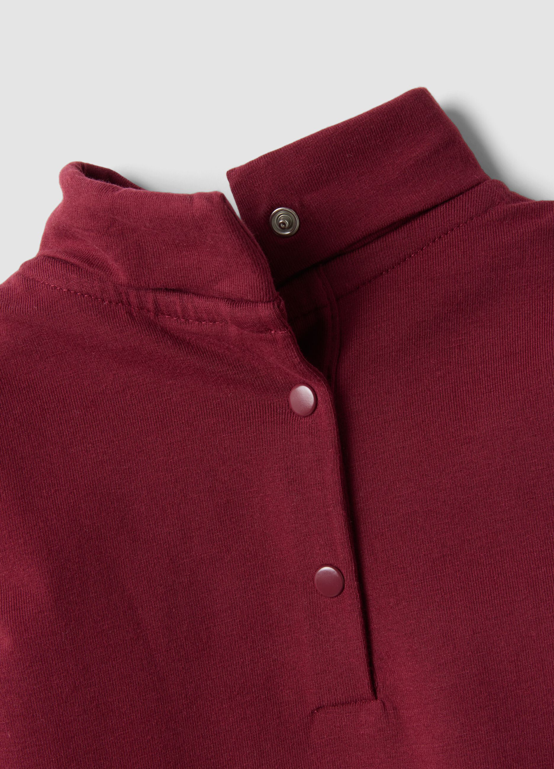 Maglietta rossa in cotone organico elasticizzato girocollo