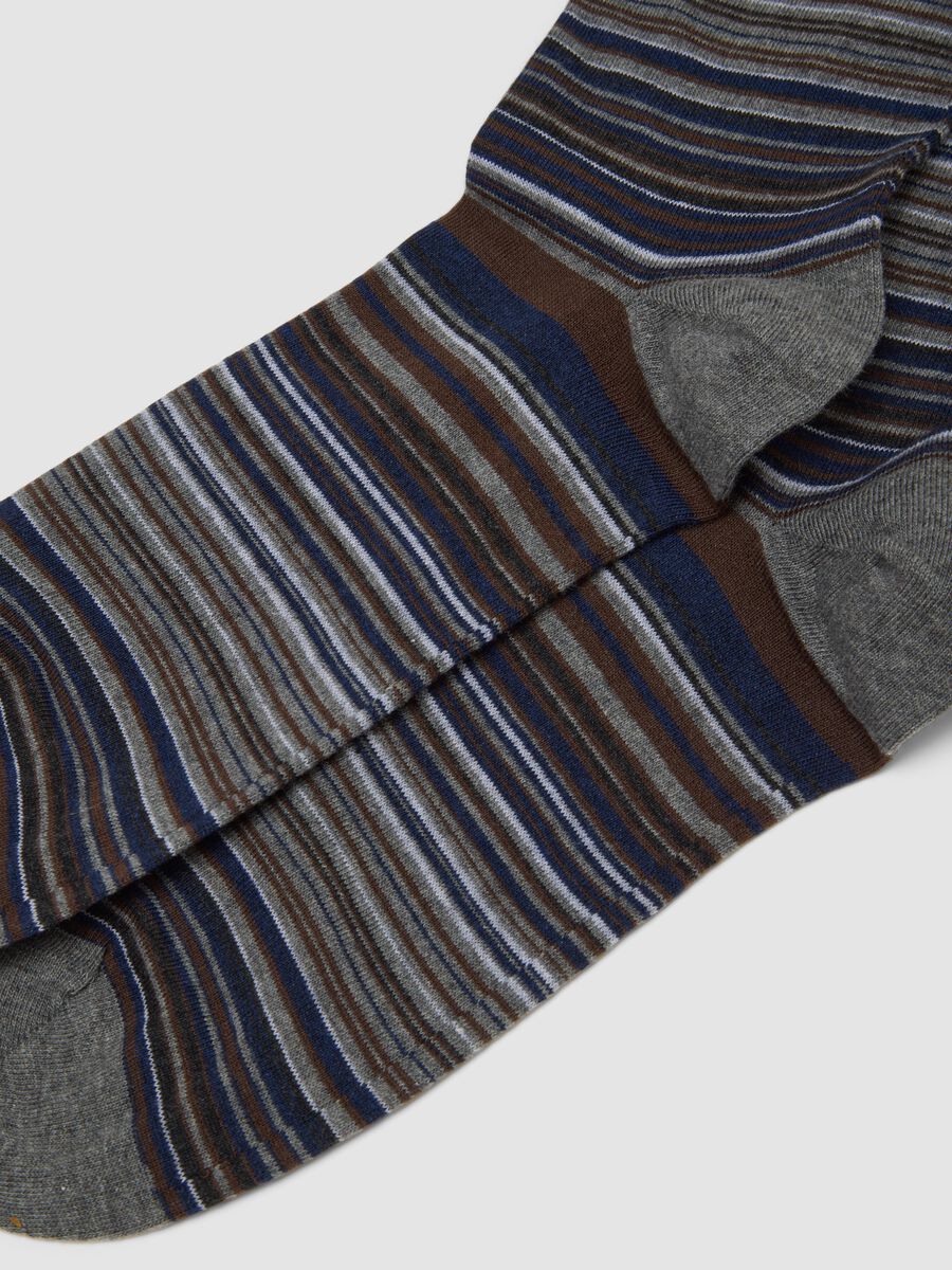 Grey striped long socks in stretch cotton_1