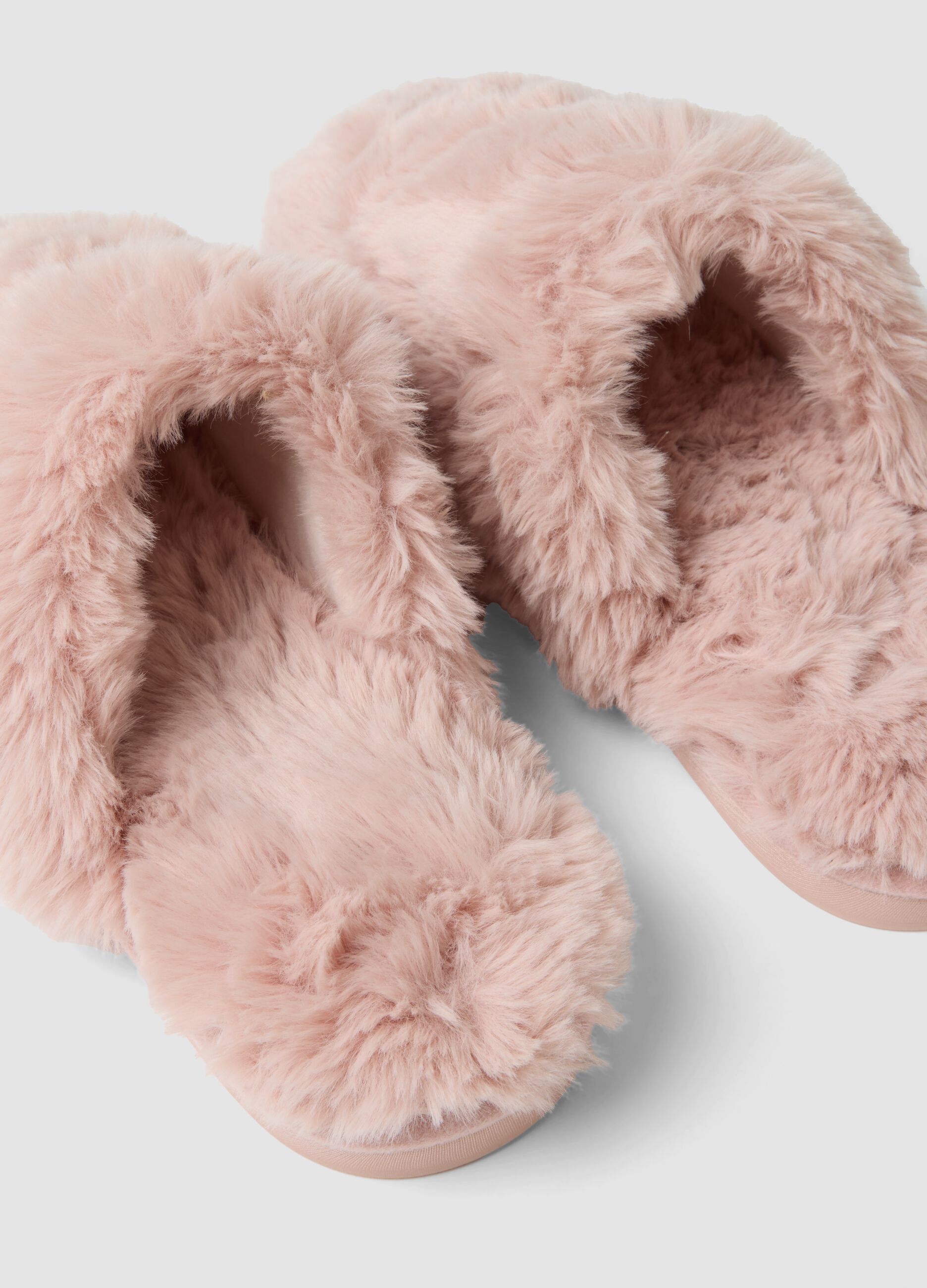 Pantofole rosa aperte sul tallone