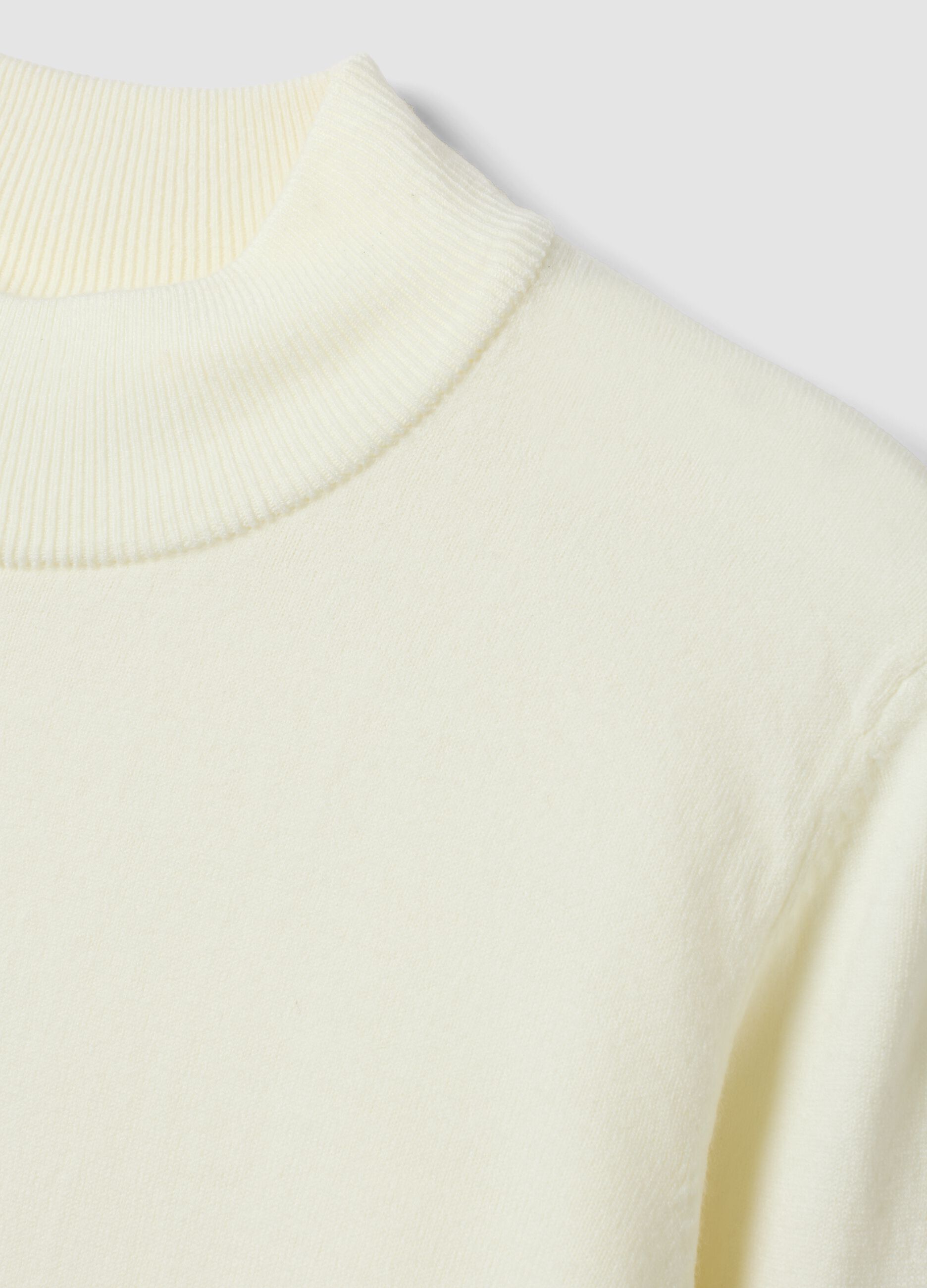 White long-sleeved top with high neck, regular fit