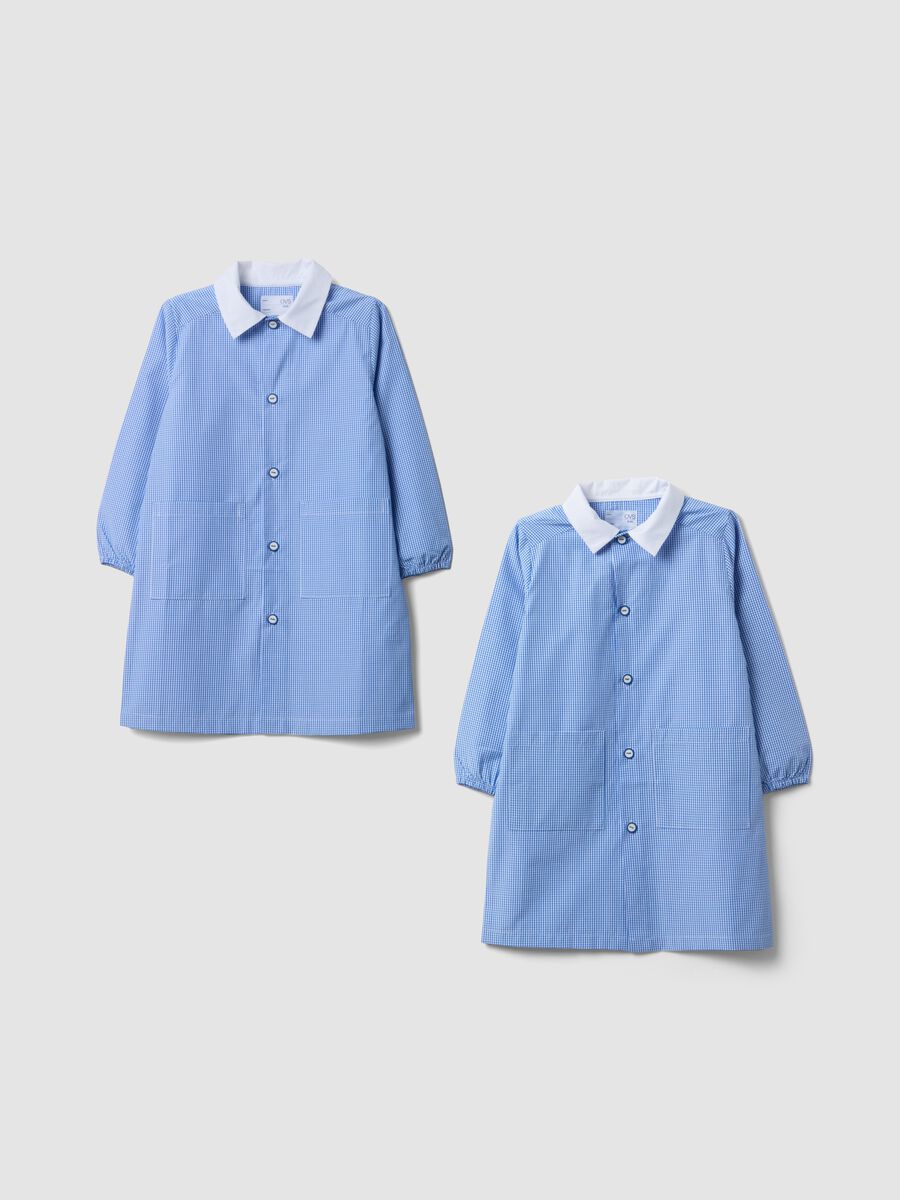 2-pack of blue gingham nursery aprons with white collar for boys_0