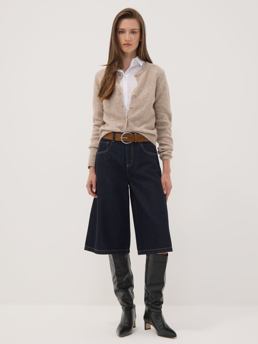 Beige stretch wool crew-neck cardigan, regular fit_2