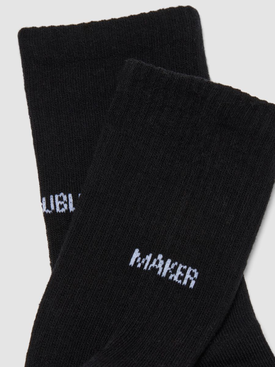 Black sports socks in stretch cotton_1