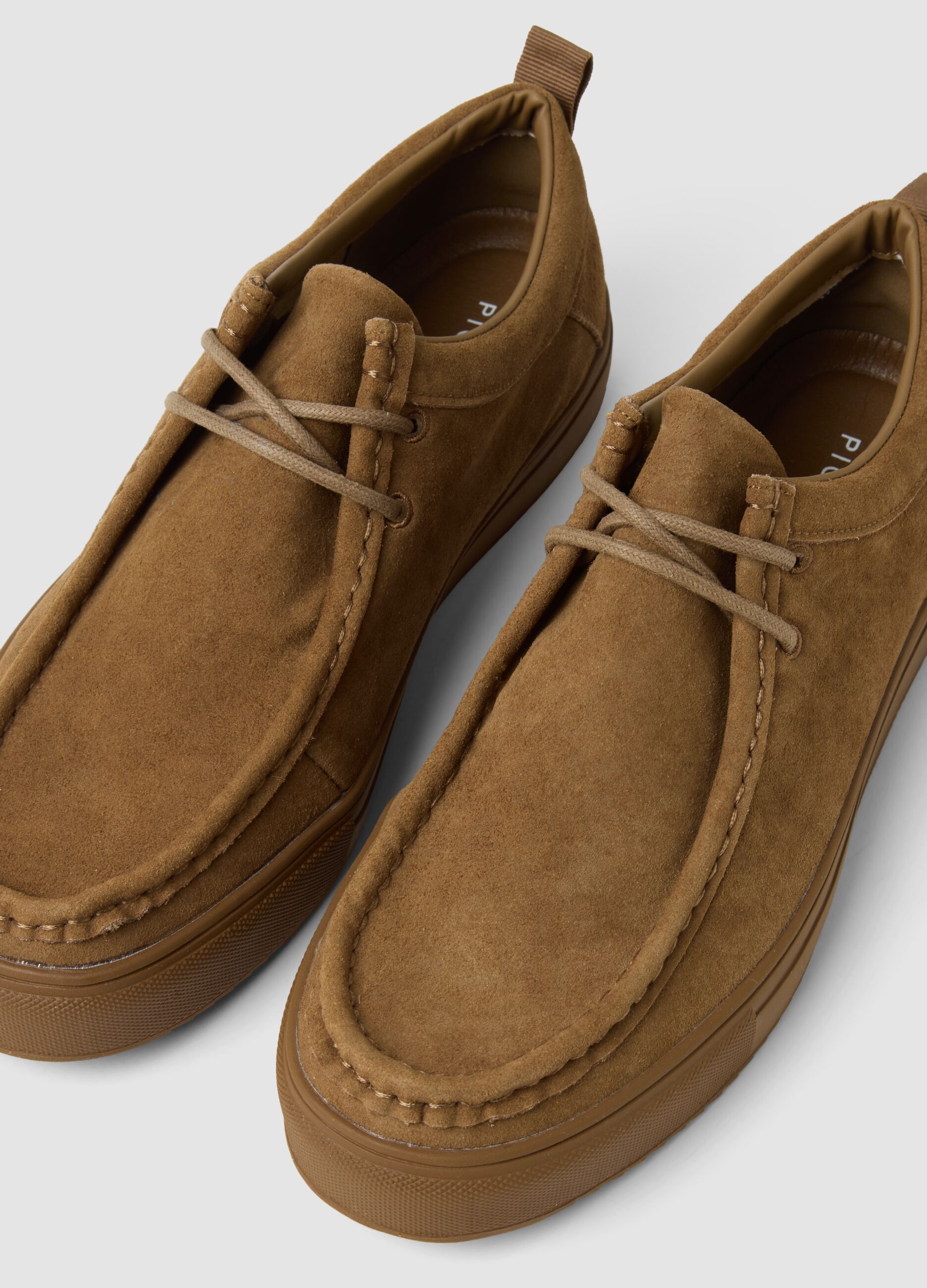 Brown leather classic lace-up shoes