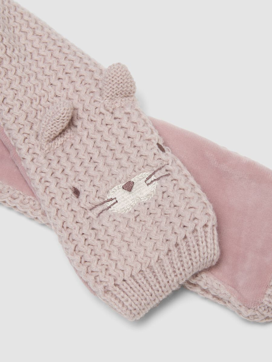 Purple knitted scarf with cute animal embroidery_2