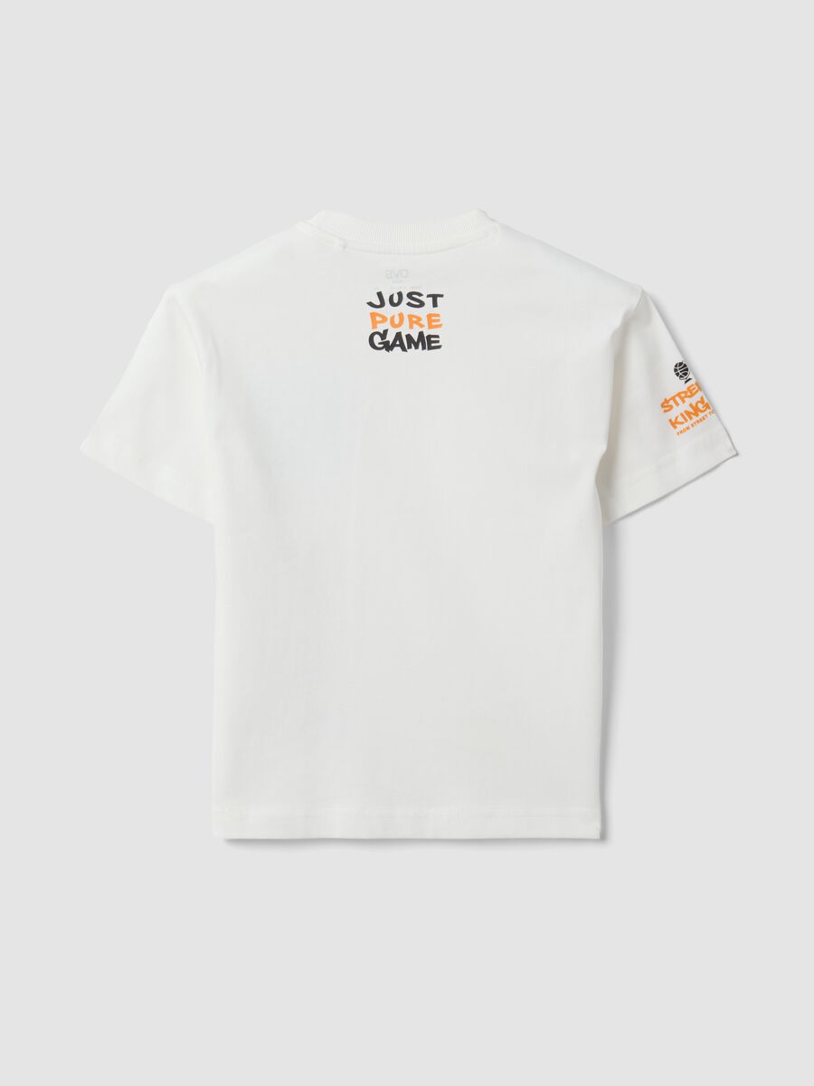 White oversized pure cotton T-shirt with graphic print for boys_1