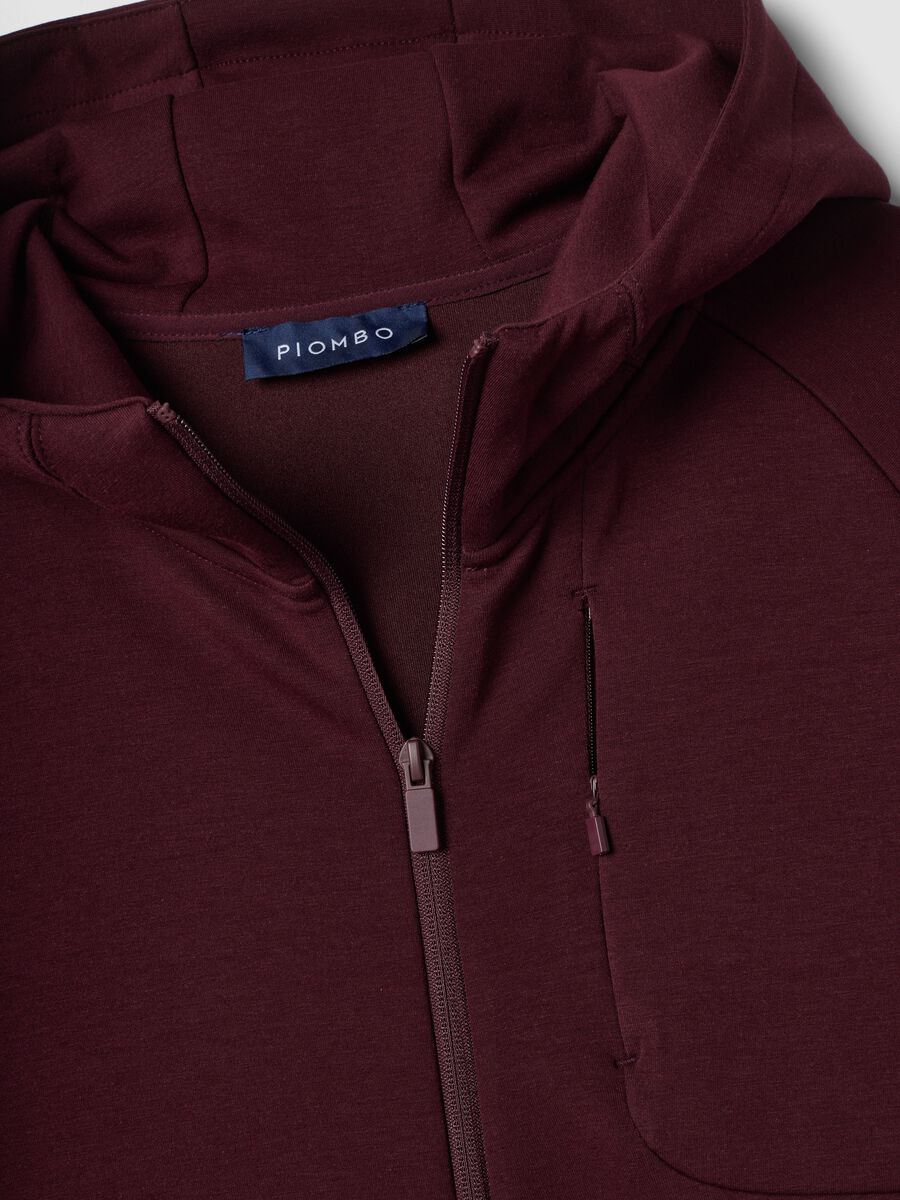 Breathable red full-zip in 2-Way Stretch fabric_5