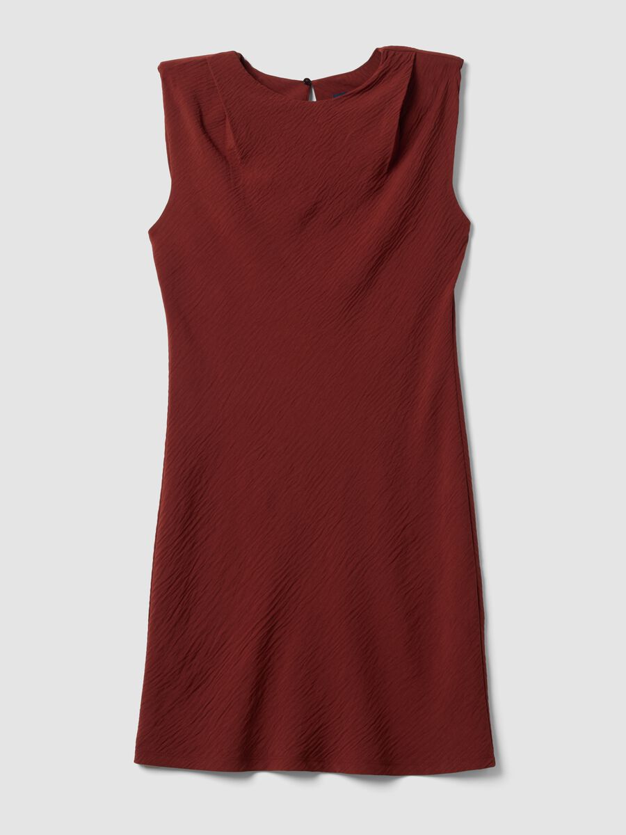 Red fitted dress with ruched detailing_4