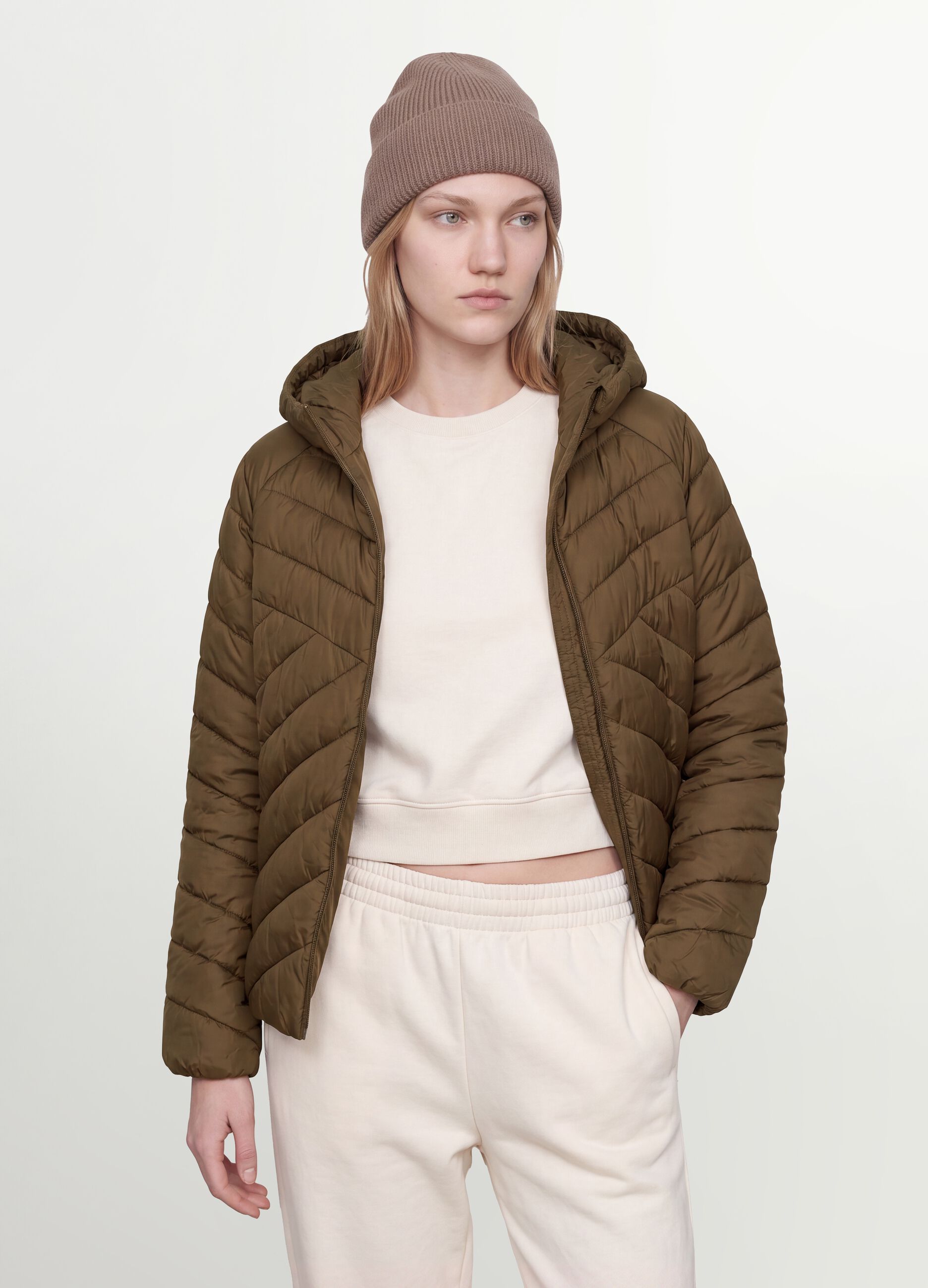 Green Ultralight quilted hooded jacket with zip