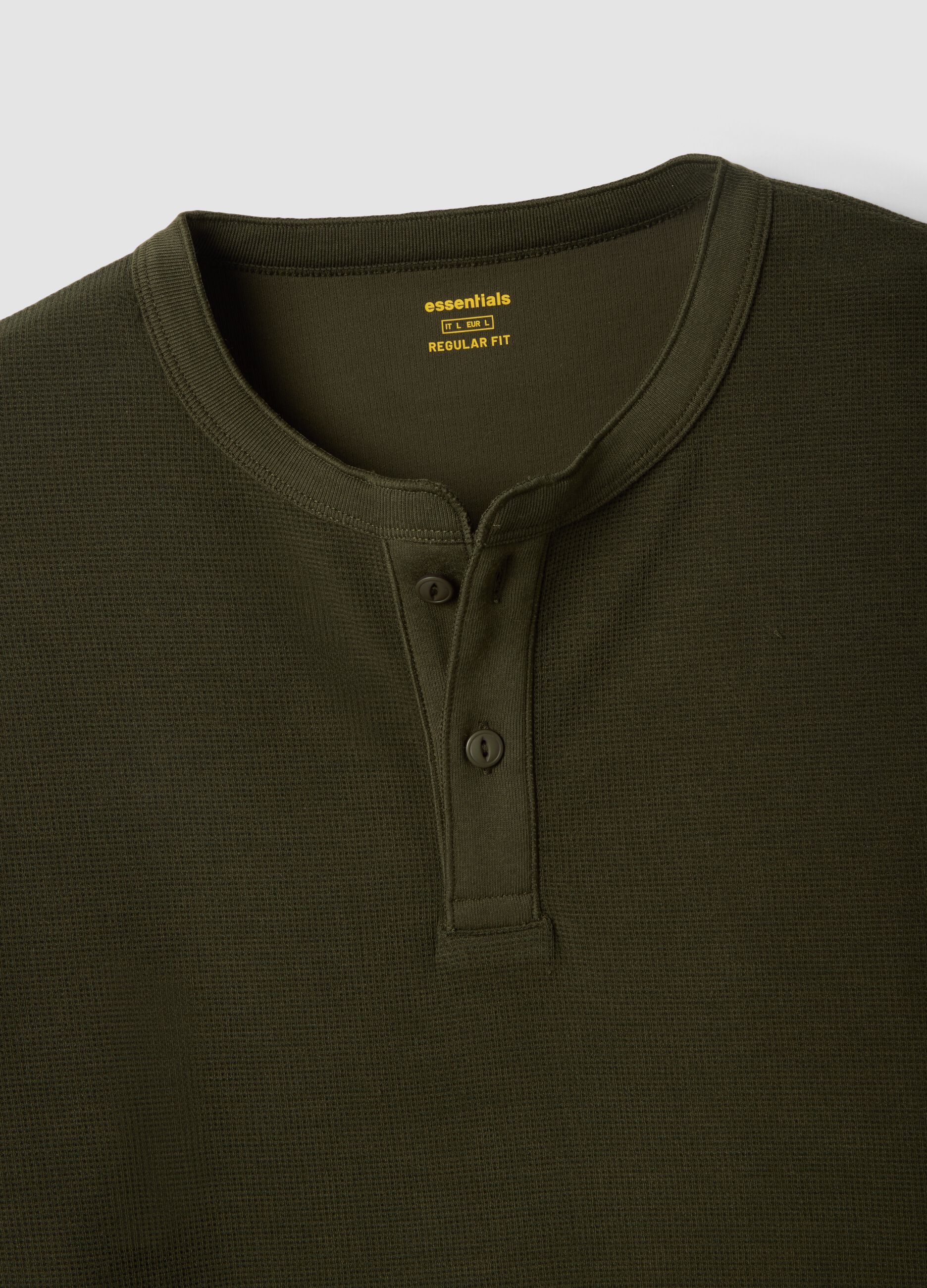 Green short-sleeve regular-fit Henley T-shirt