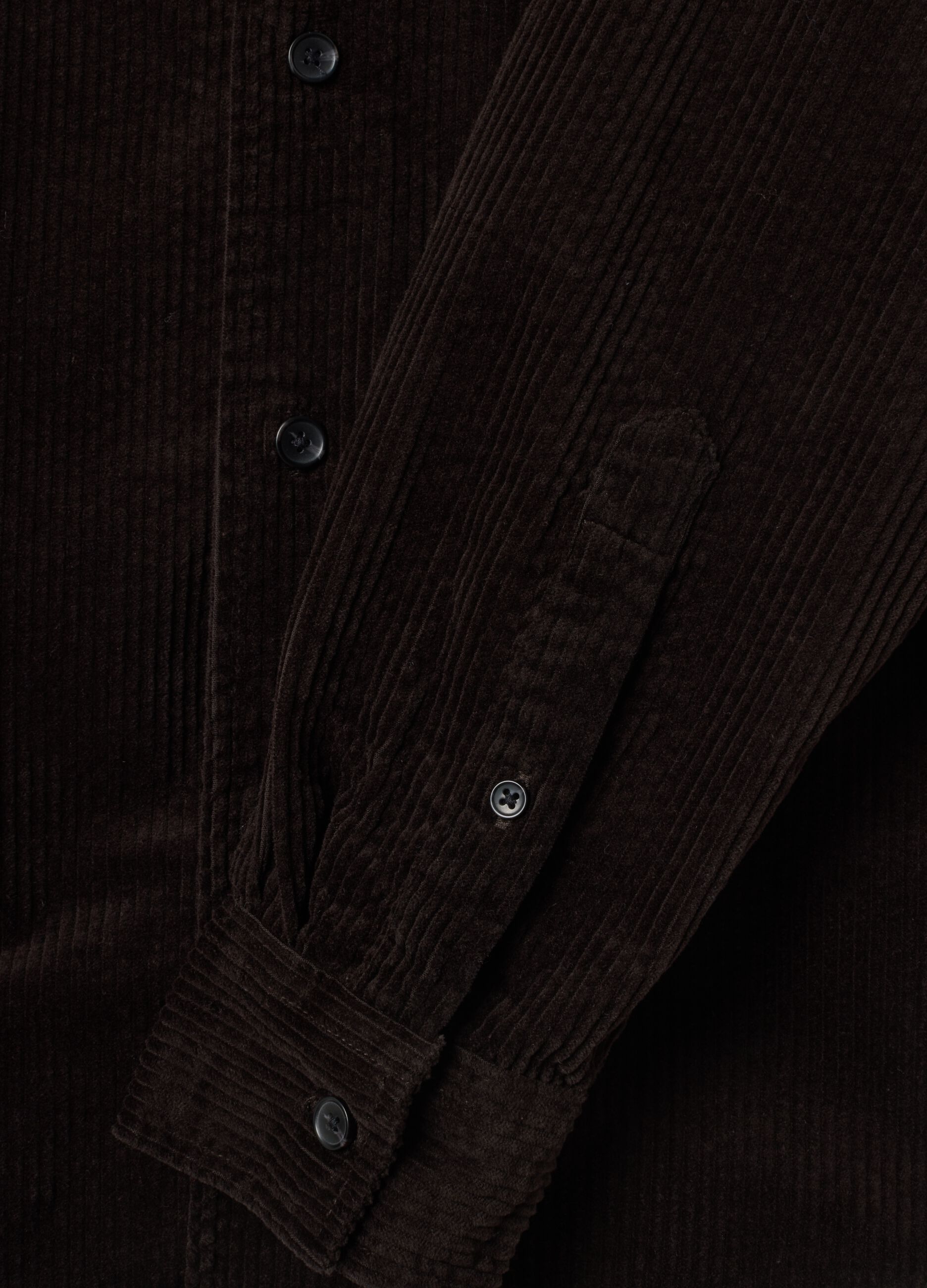 Camicia marrone in puro cotone a coste regular fit