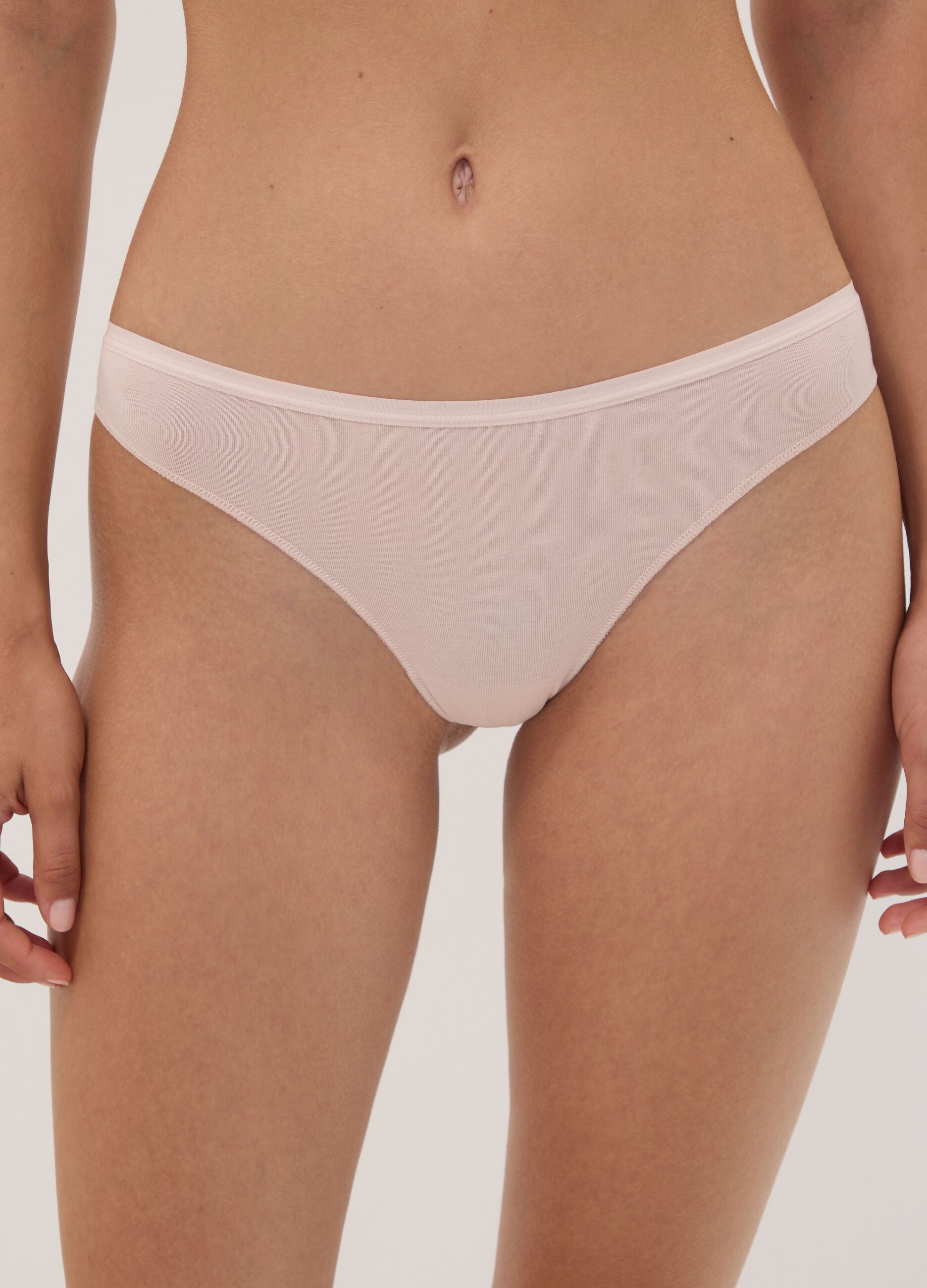 Multipack di cinque slip brasiliane multicolor in cotone elasticizzato