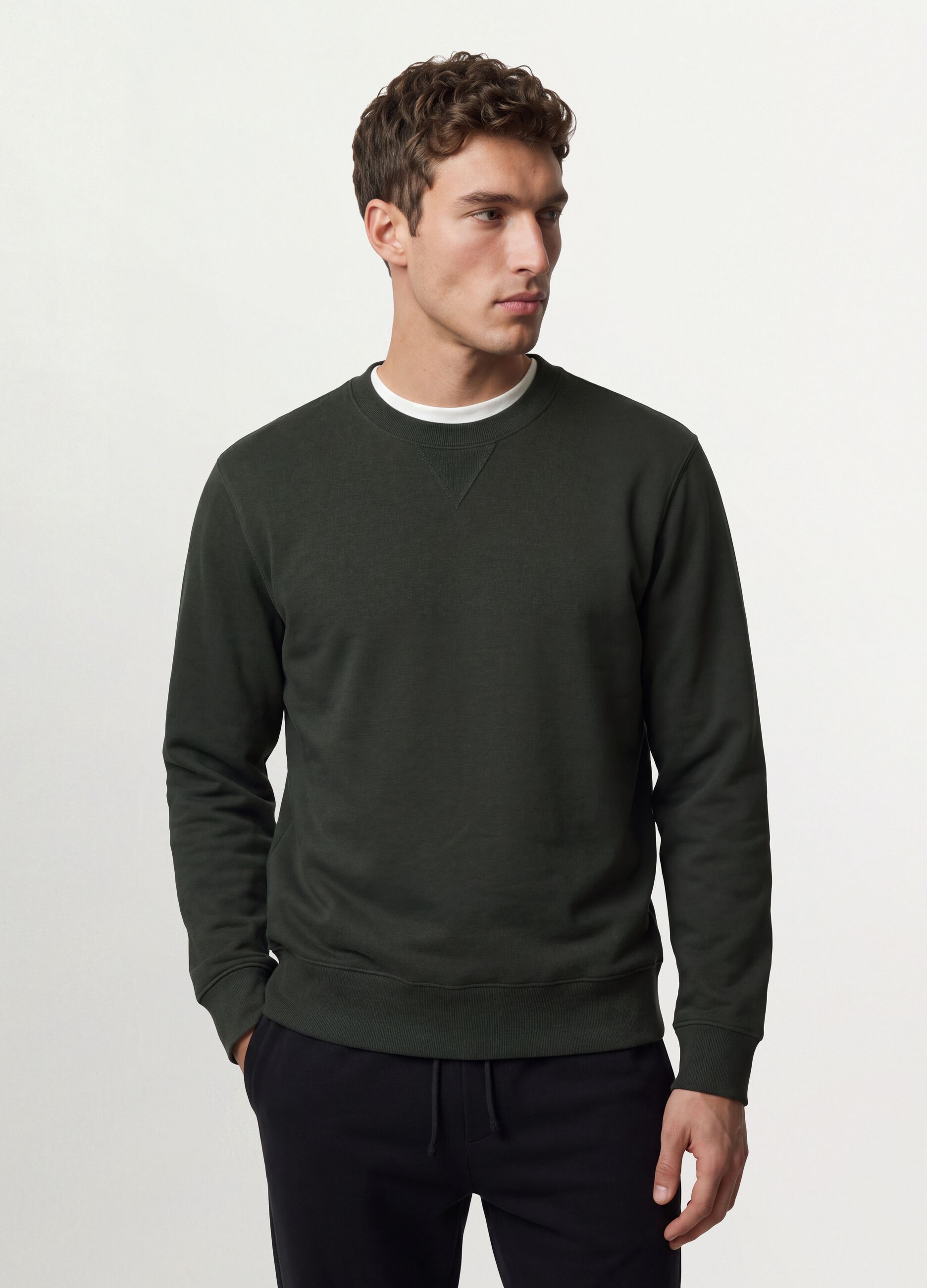 Black crew-neck cotton-blend sweatshirt, regular fit