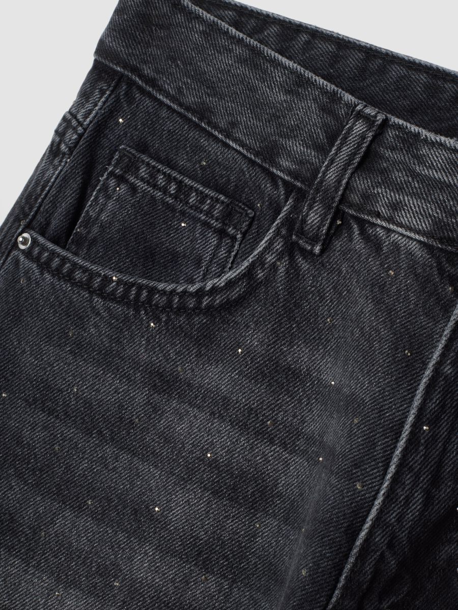 Jeans neri in puro cotone skater fit con strass_6