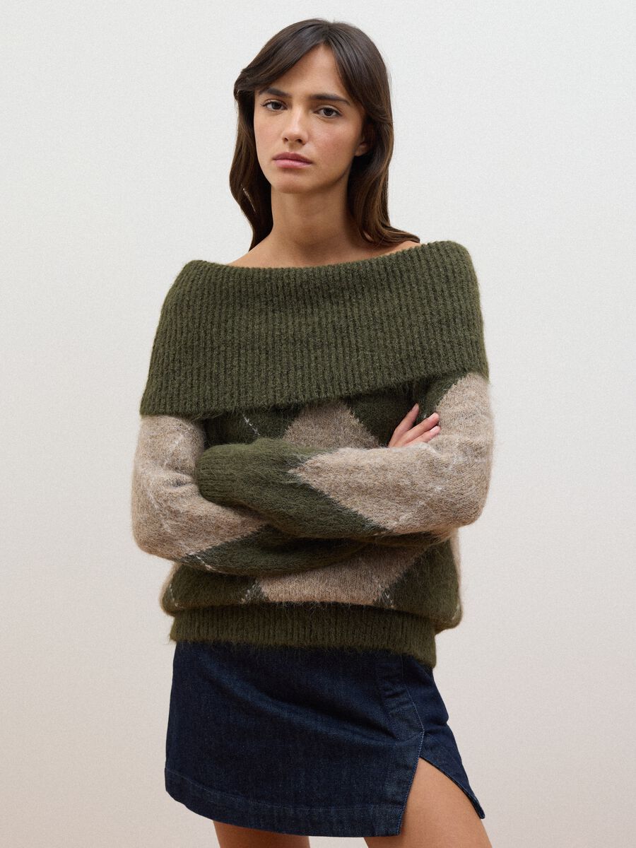 Green stretch wool jumper with boat neckline, regular fit_0