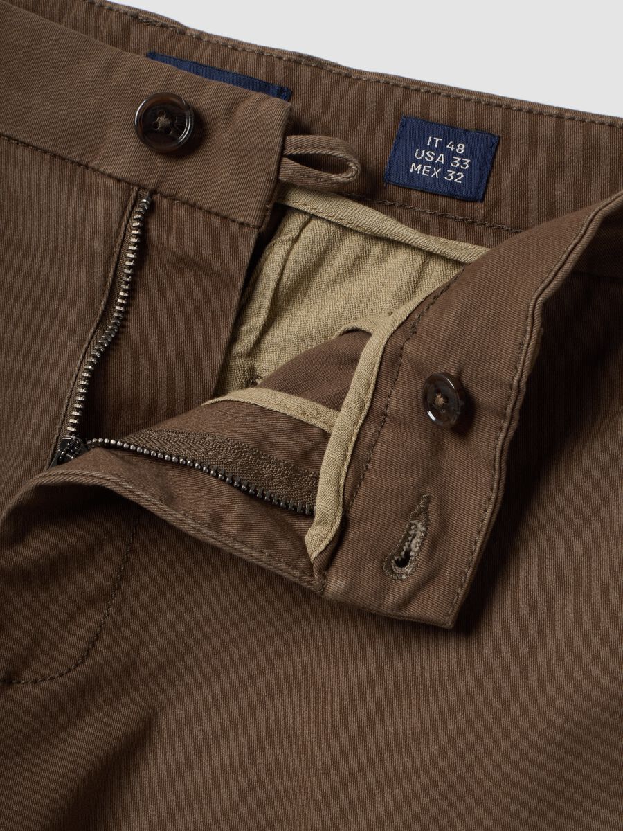 Brown slim-fit stretch cotton twill chino trousers_5