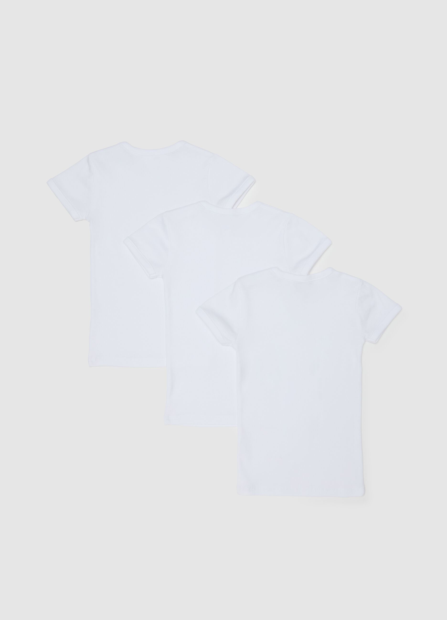 Tripack of infant white t-shirts in pure cotton regular fit