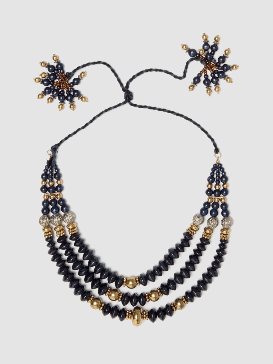Dark blue three-strand beaded necklace_0