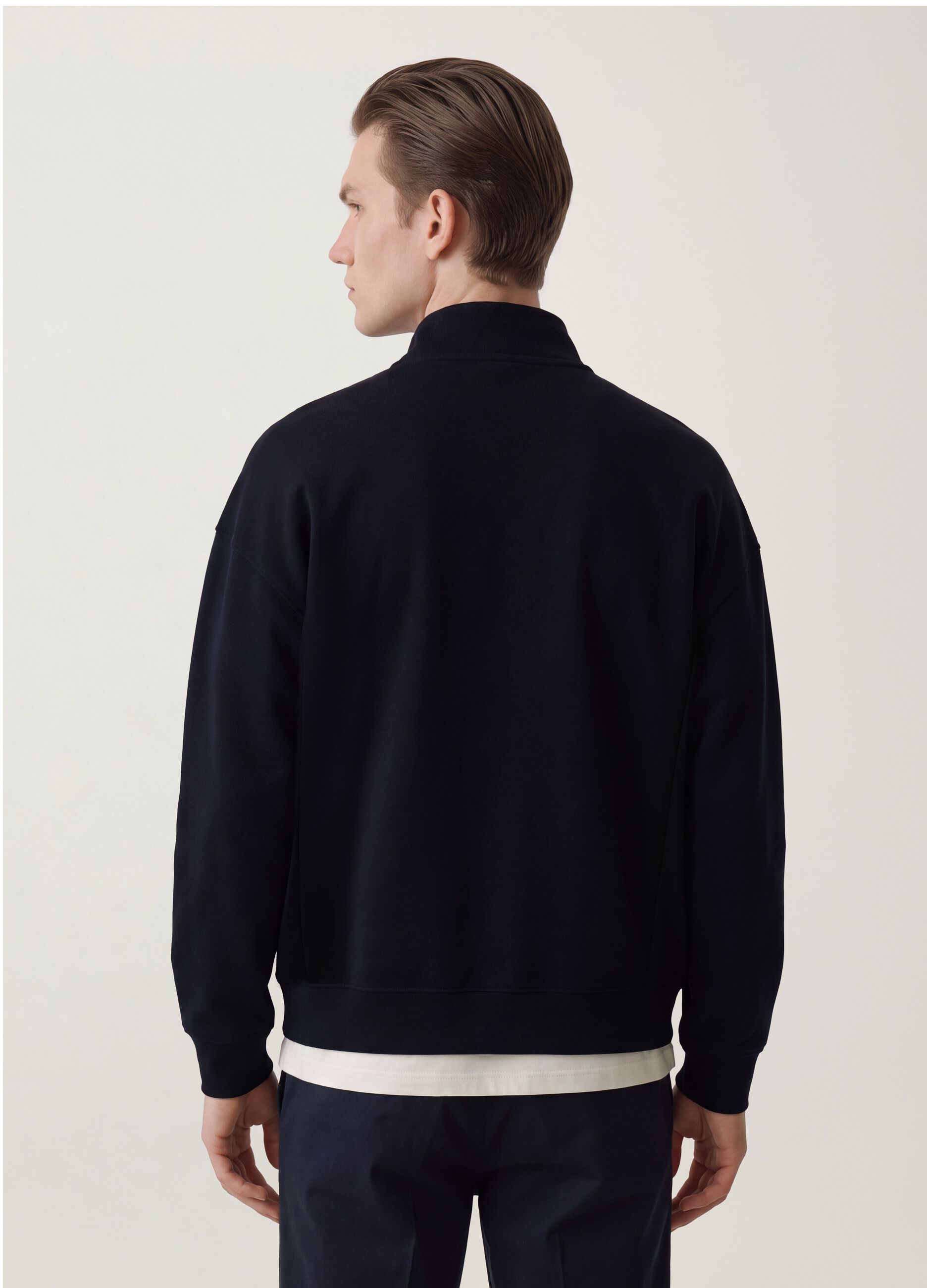 Navy full-zip sweatshirt in stretch piqu&eacute; with ribbed collar