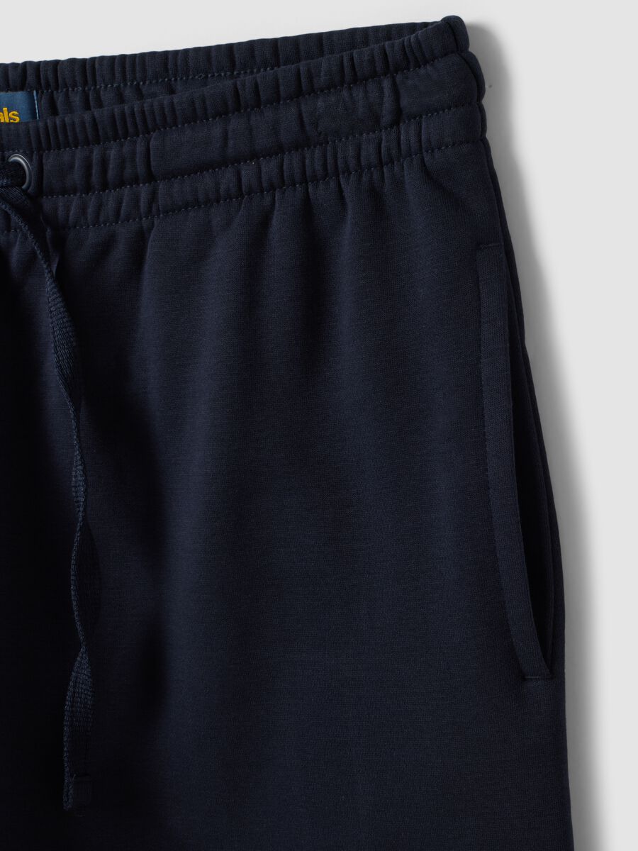 Navy cotton-blend shorts with elasticated waistband, regular fit_5