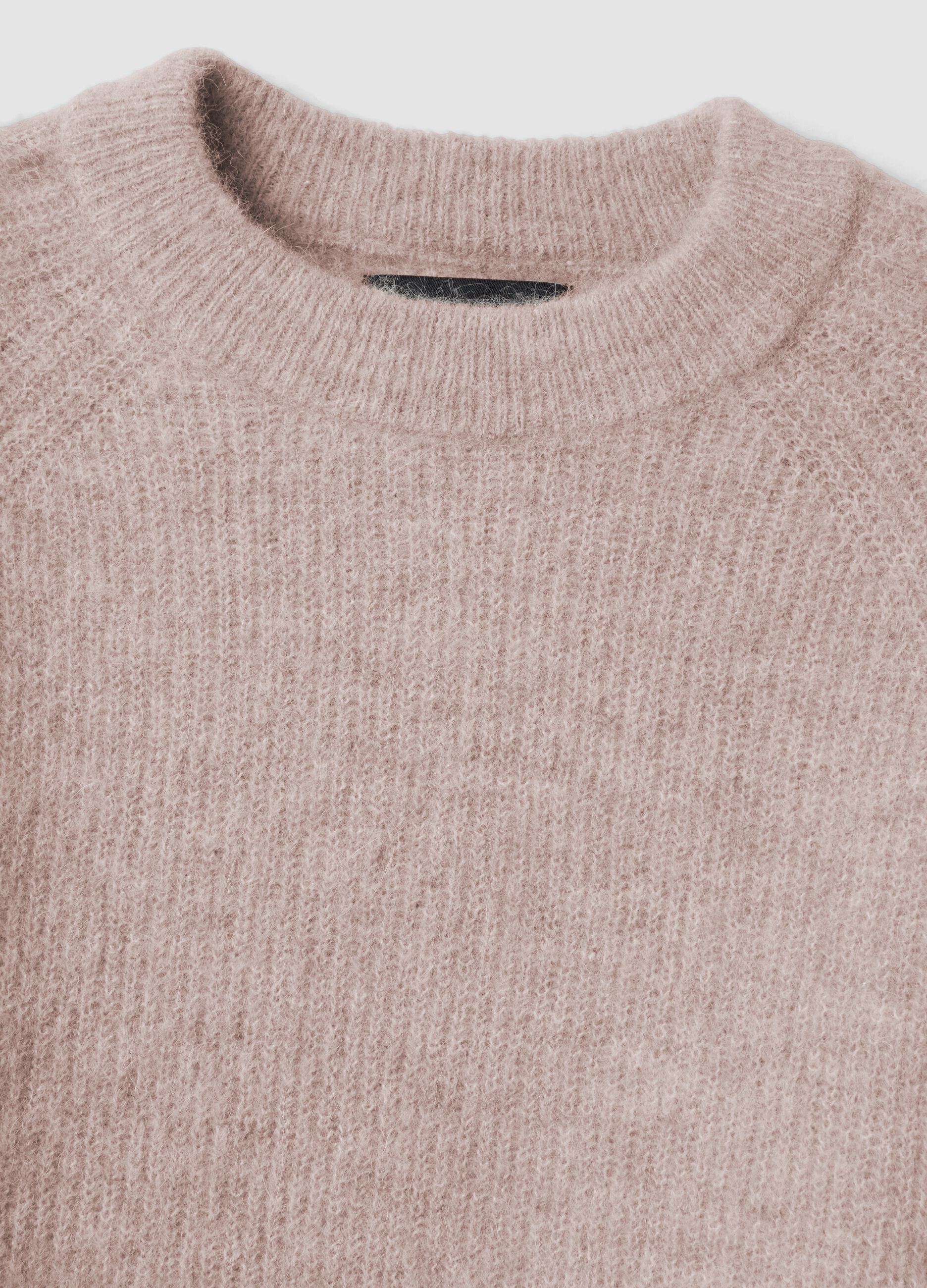 Maglia beige in alpaca e lana elasticizzato girocollo