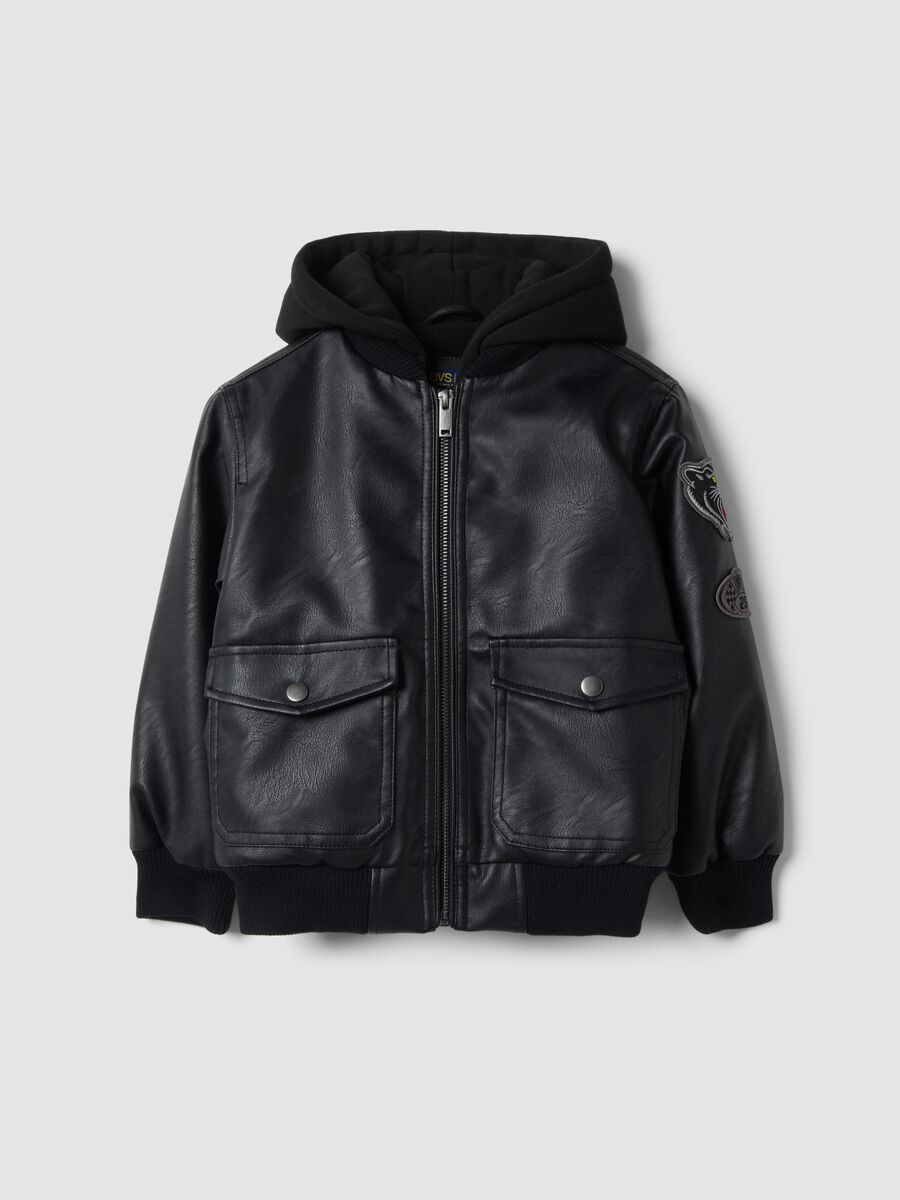 Black padded hooded zip-up jacket for boys_4