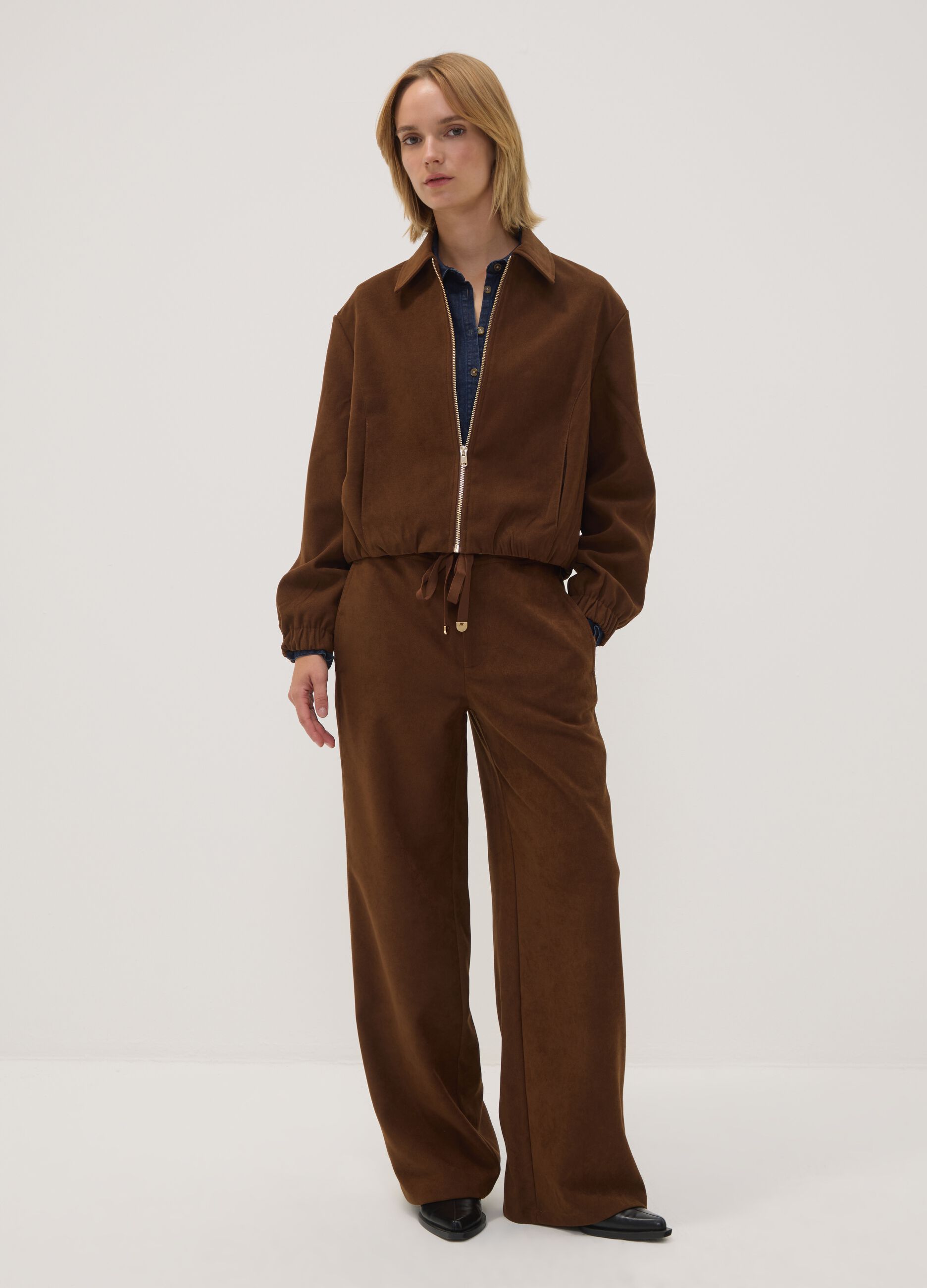Brown stretch-fabric straight-fit trousers