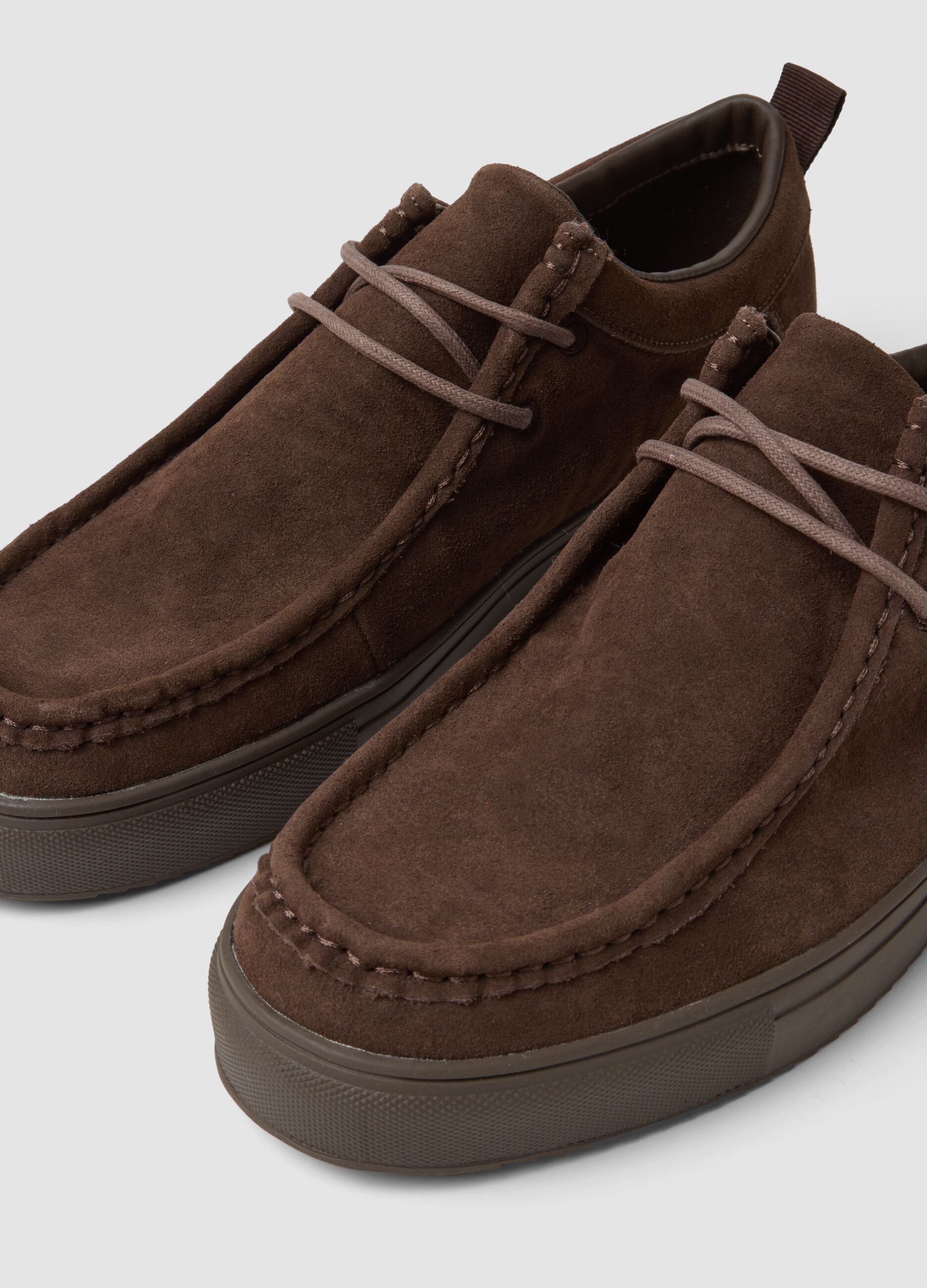 Classic brown genuine leather lace-up shoes
