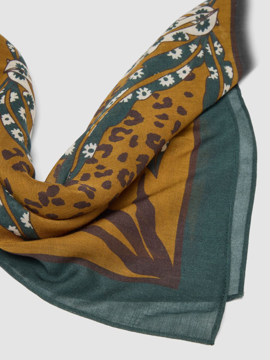 Green viscose and wool-blend scarf with print_2