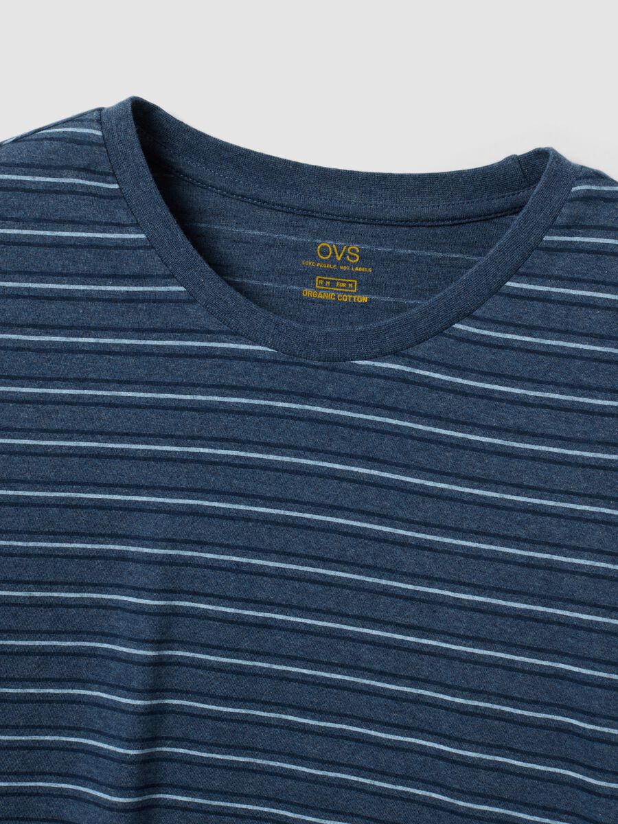 Blue and black striped organic cotton crew-neck pyjamas_6