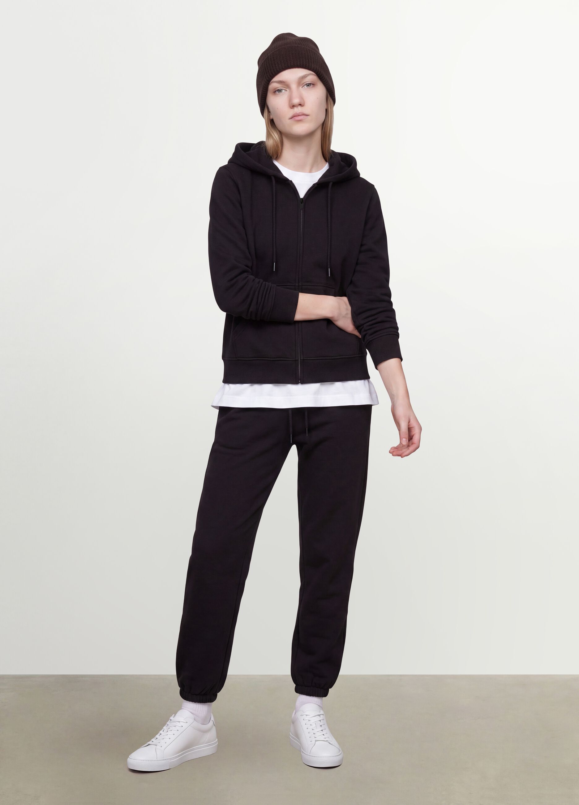 Black cotton-blend joggers with elasticated waist, regular fit