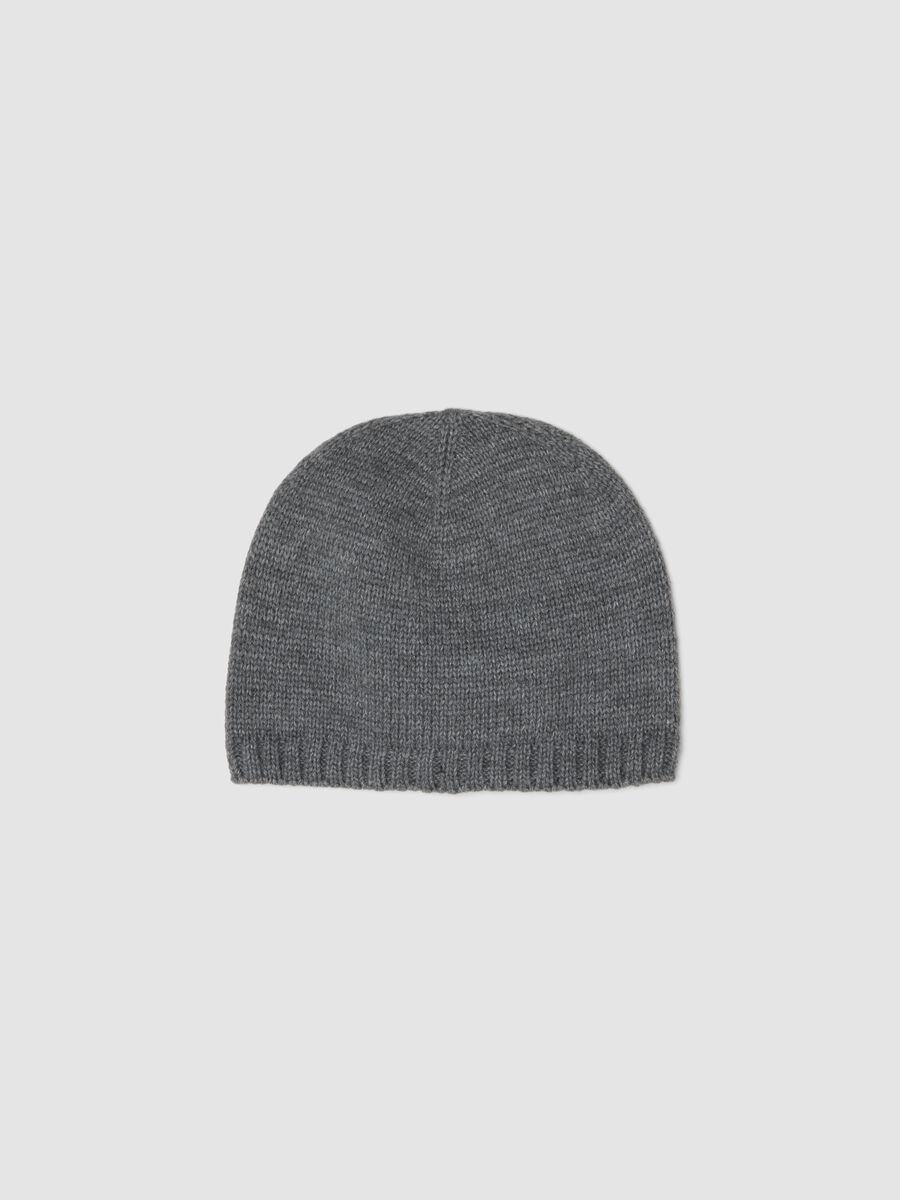 Grey ribbed beanie_0