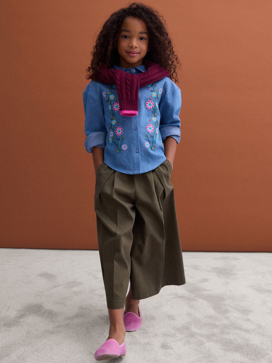 Green wide-leg jogger trousers in cotton and lyocell blend for girls_1