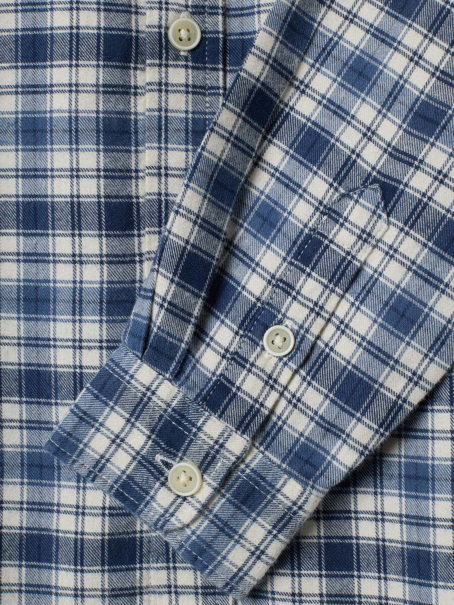 Blue checked pure cotton regular-fit shirt_3