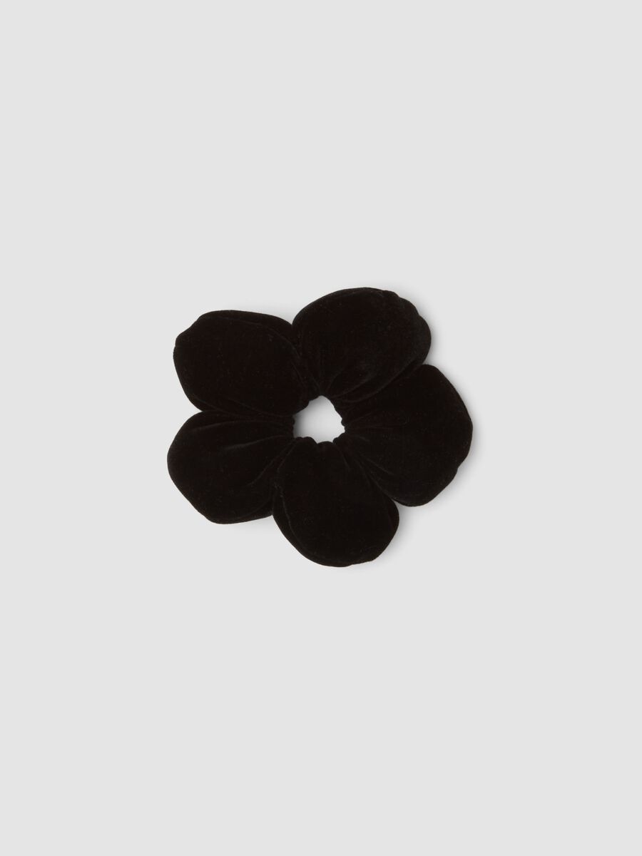 Black statement scrunchie_0