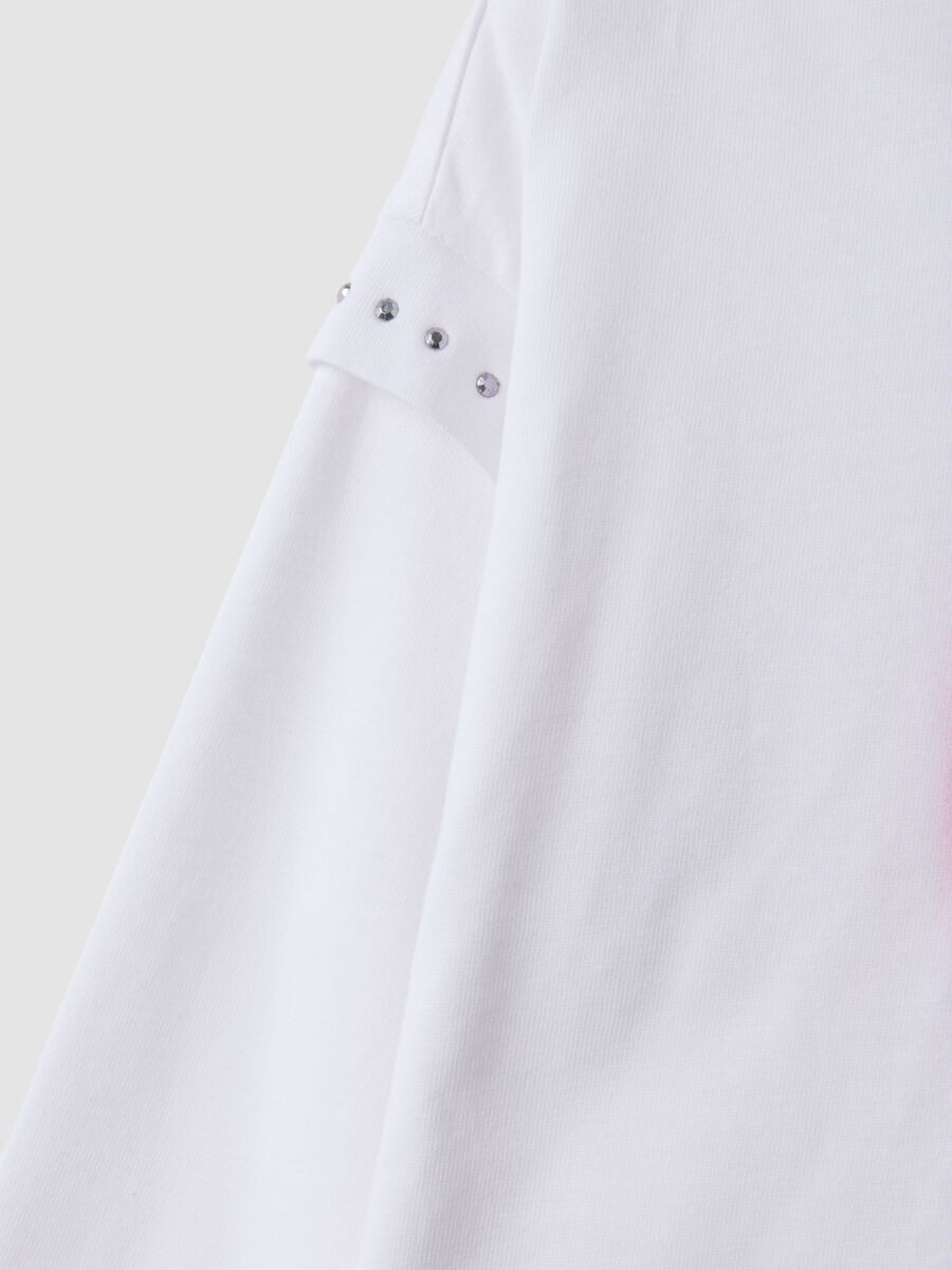 White pure cotton crew-neck T-shirt with heart print for girls_3