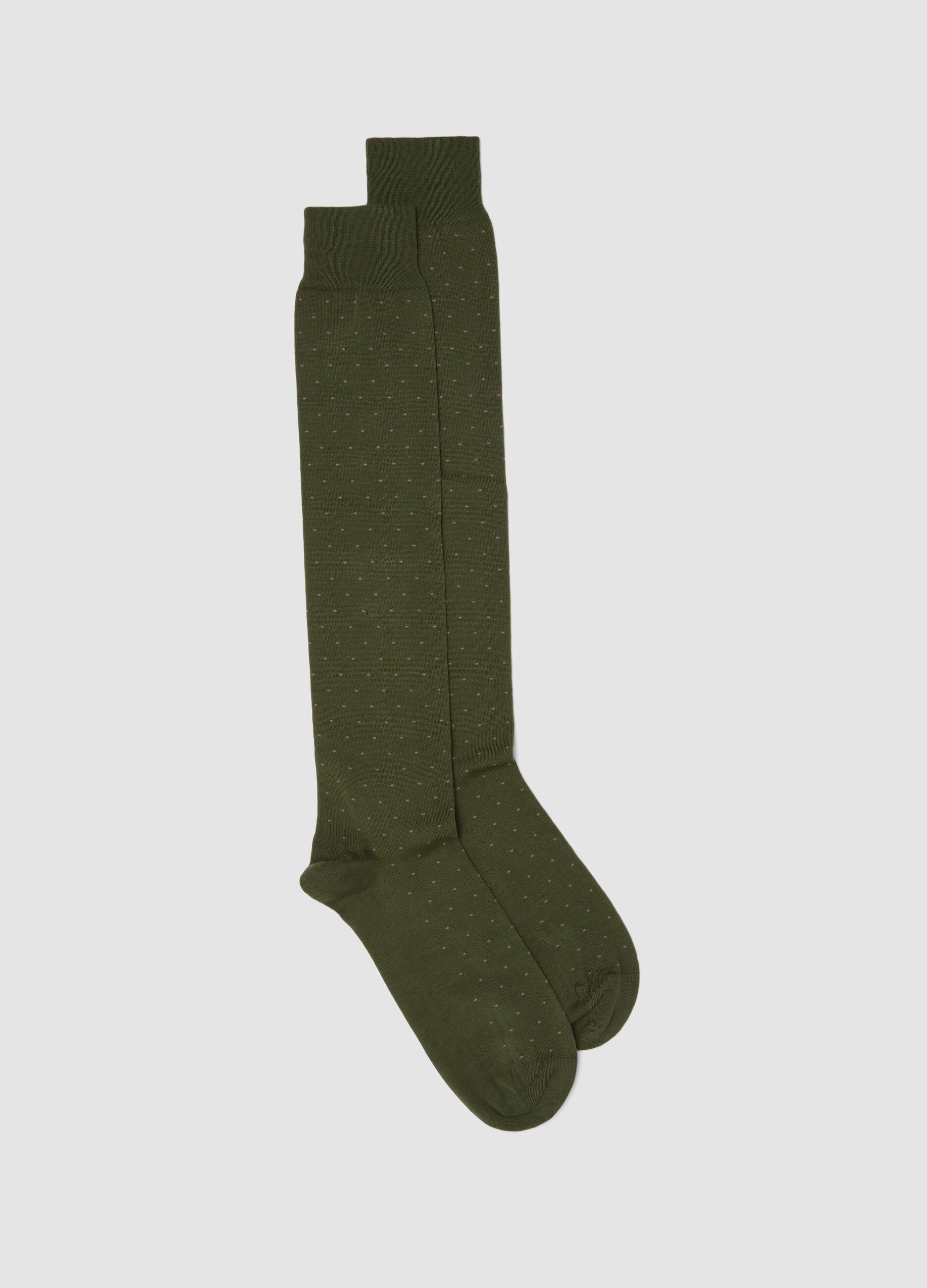 Men&rsquo;s green stretch-cotton long socks with polka dots