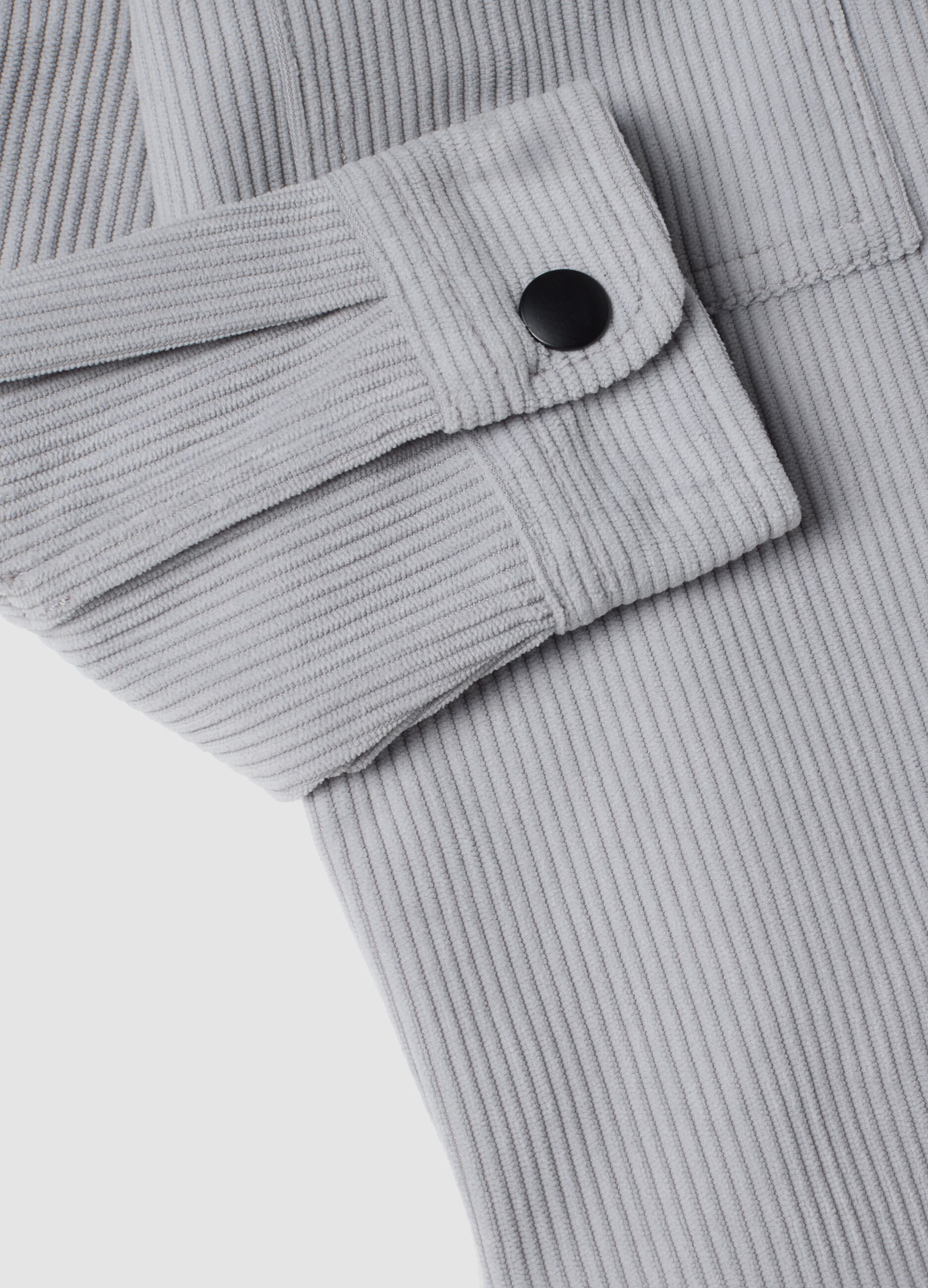 Camicia grigia a coste con zip e colletto classico over fit
