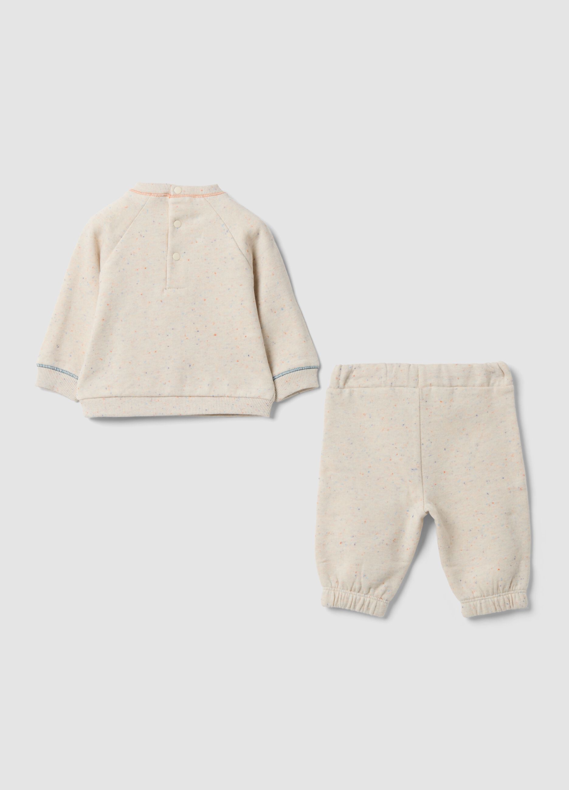 Completo beige in misto cotone organico con felpa e pantaloni