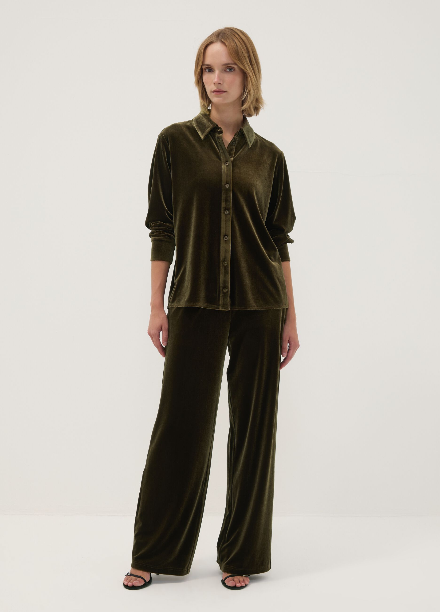 Pantaloni verdi wide leg in tessuto velour elasticizzato