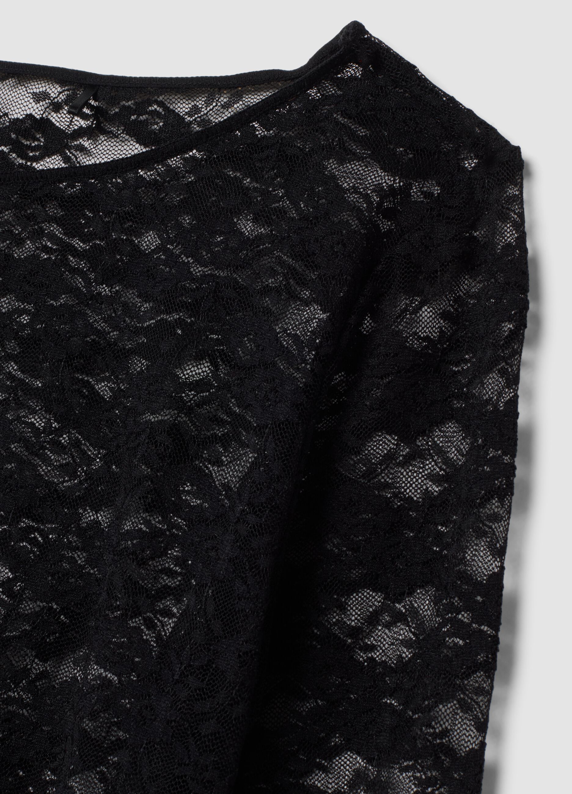 Maglia nera in tessuto elasticizzato con pizzo regular fit
