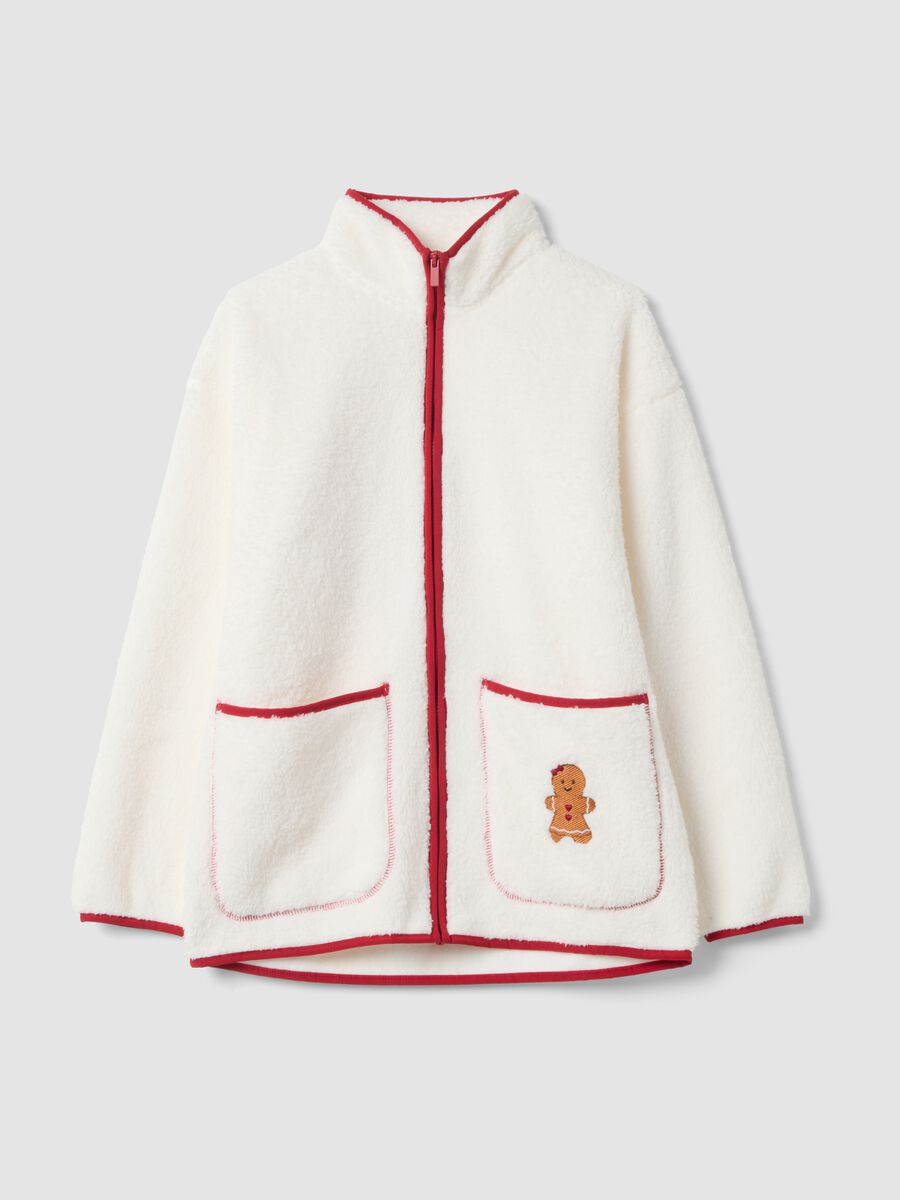 White sherpa dressing gown with zip and two pockets_0