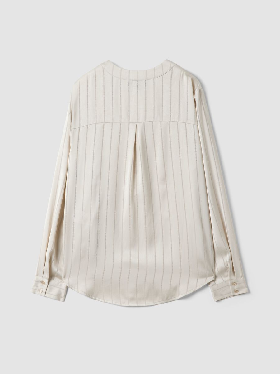 Camicia bianca in tessuto elasticizzato a righe_6