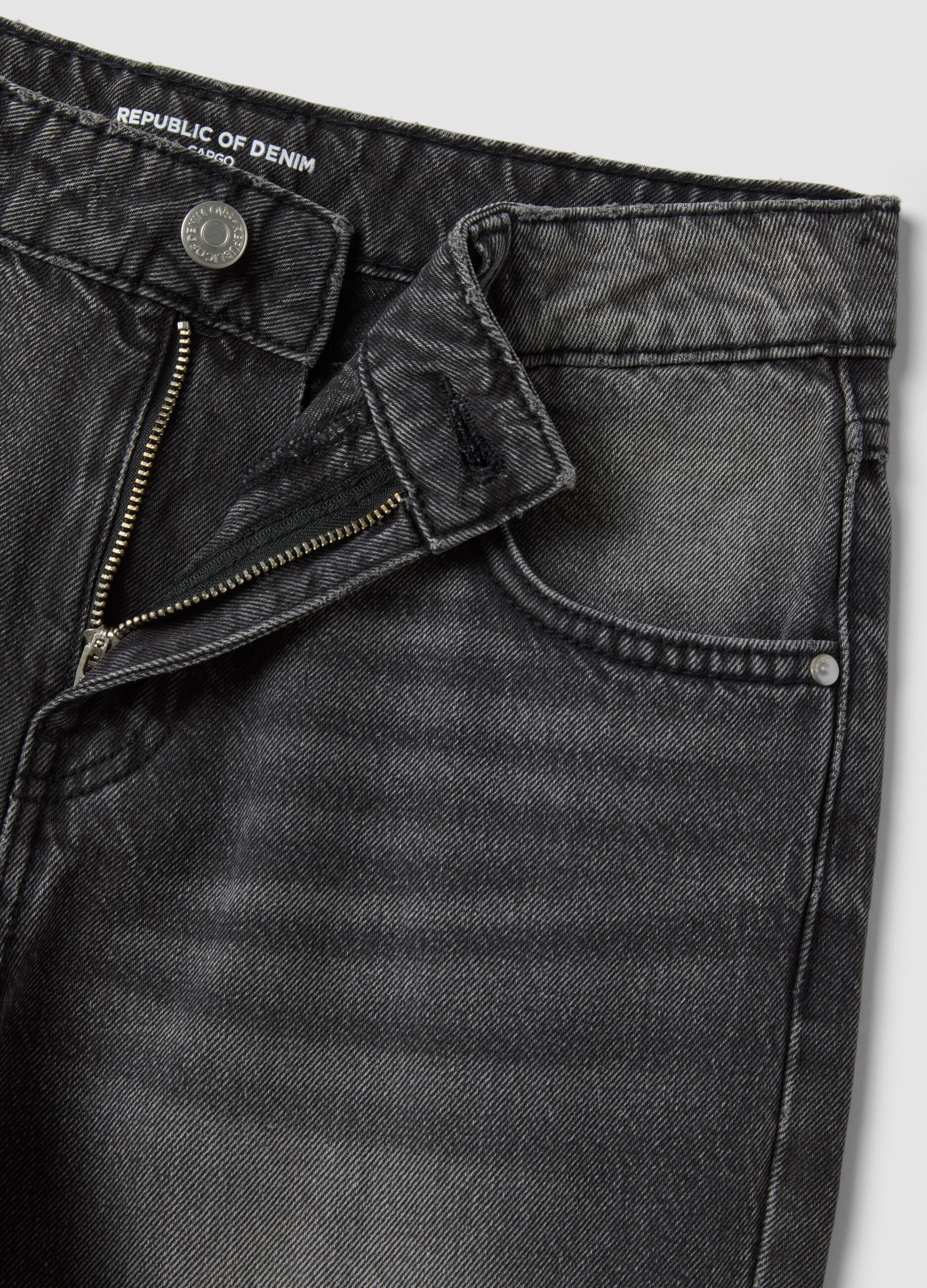 Girls&rsquo; grey cargo jeans in pure cotton, relaxed fit