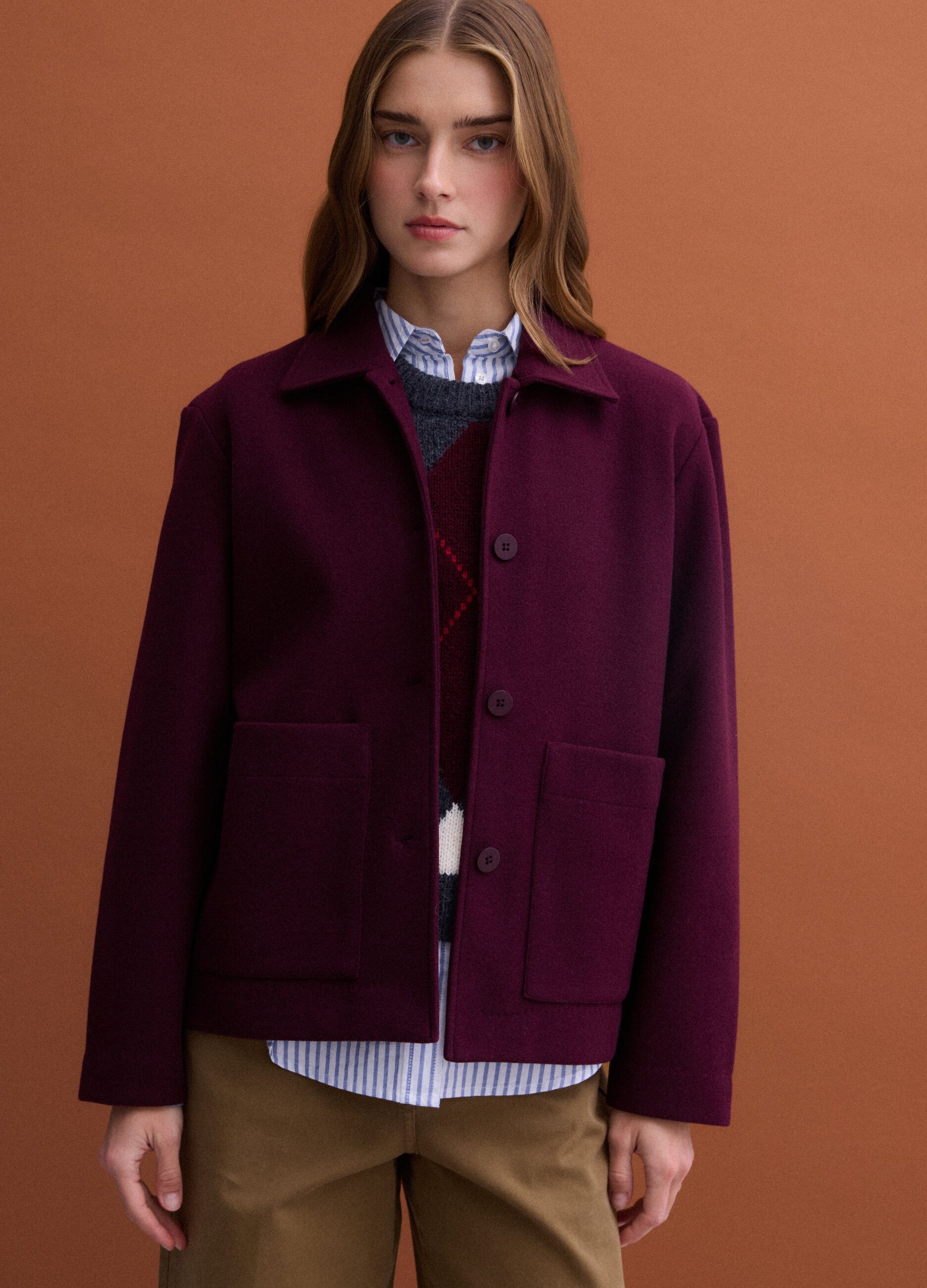 Burgundy red viscose-blend jacket with crew neck, regular fit