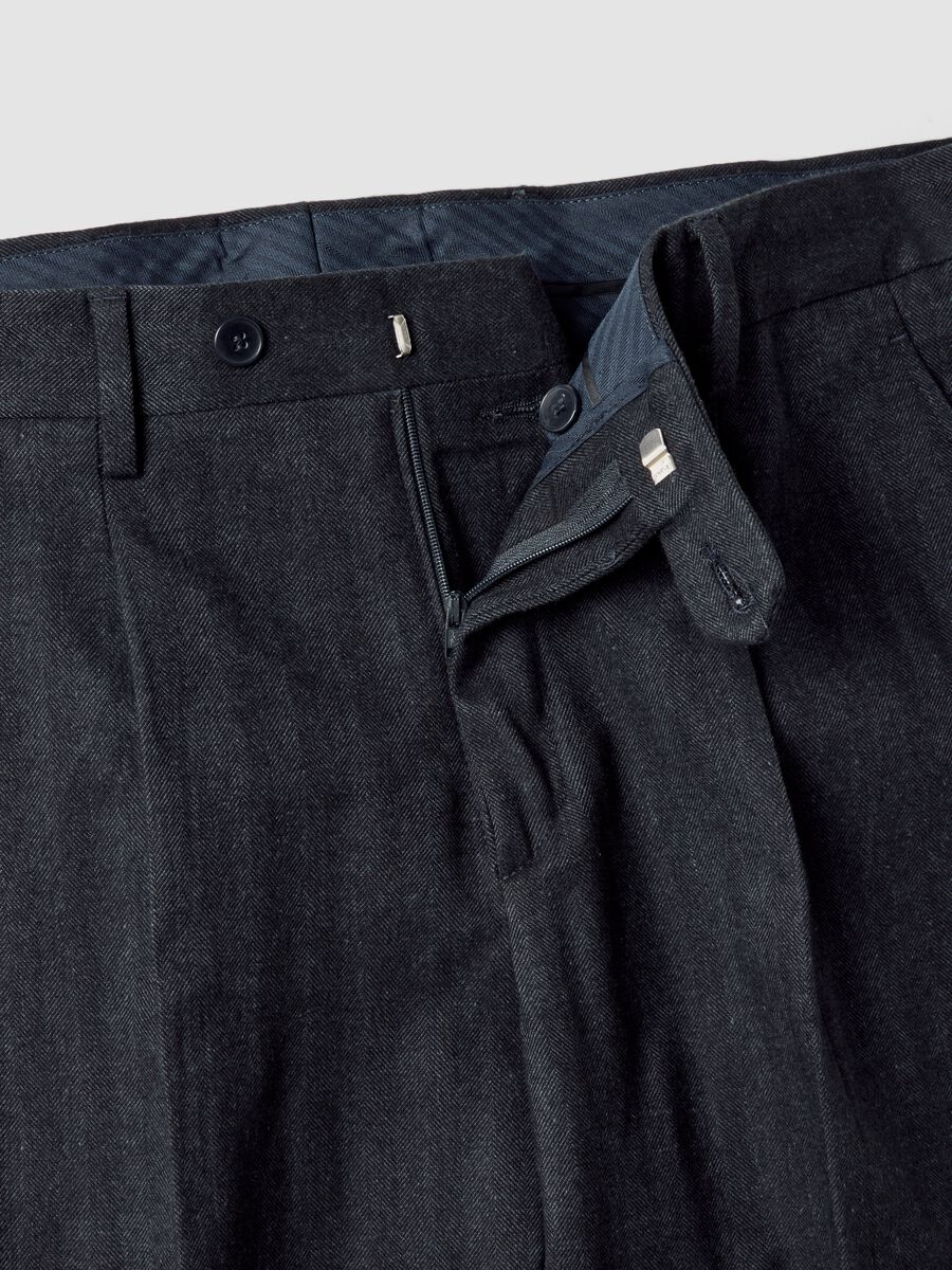 Blue trousers in stretch viscose and wool_1
