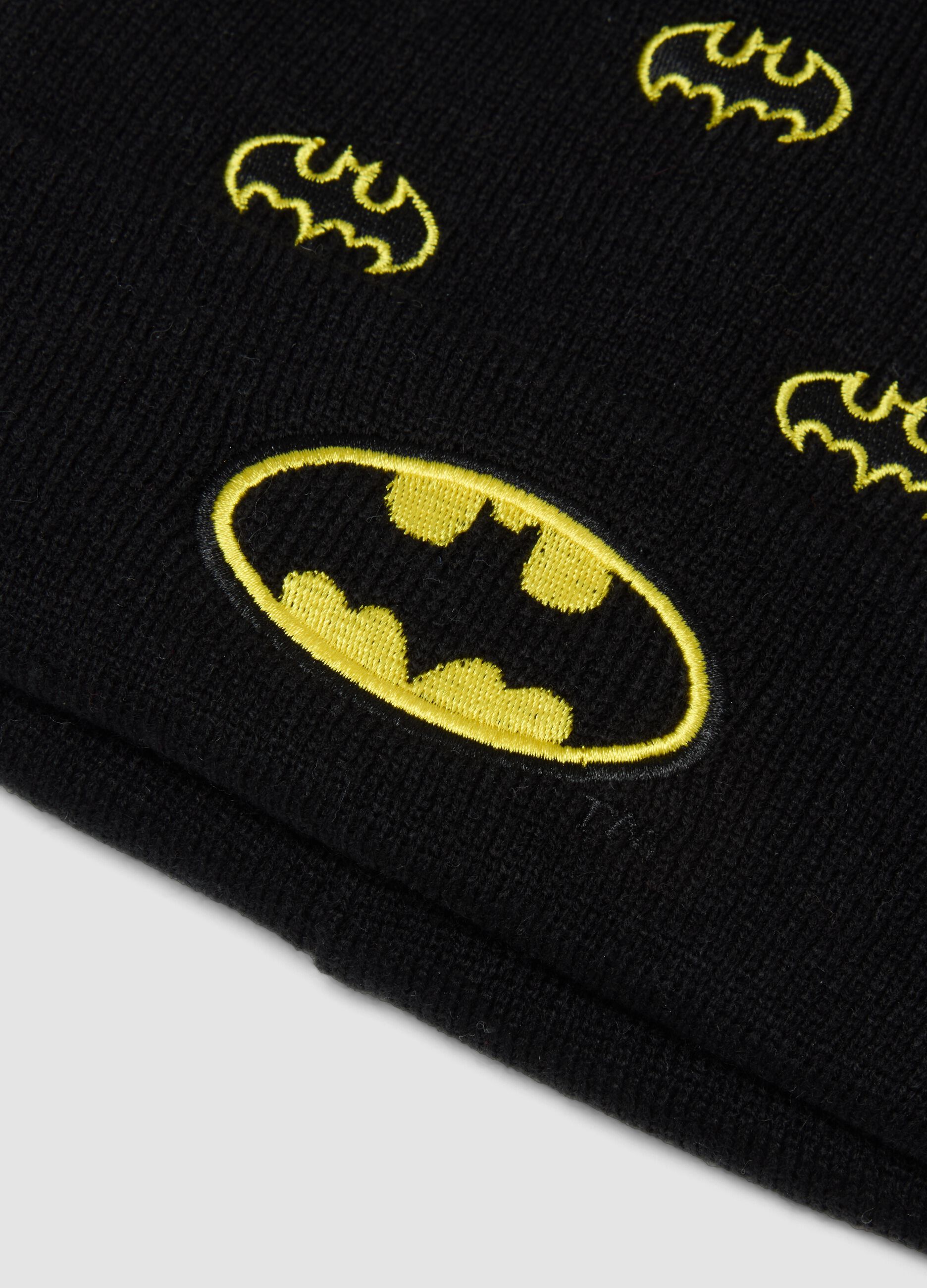 Black beanie with turn-up and Batman print